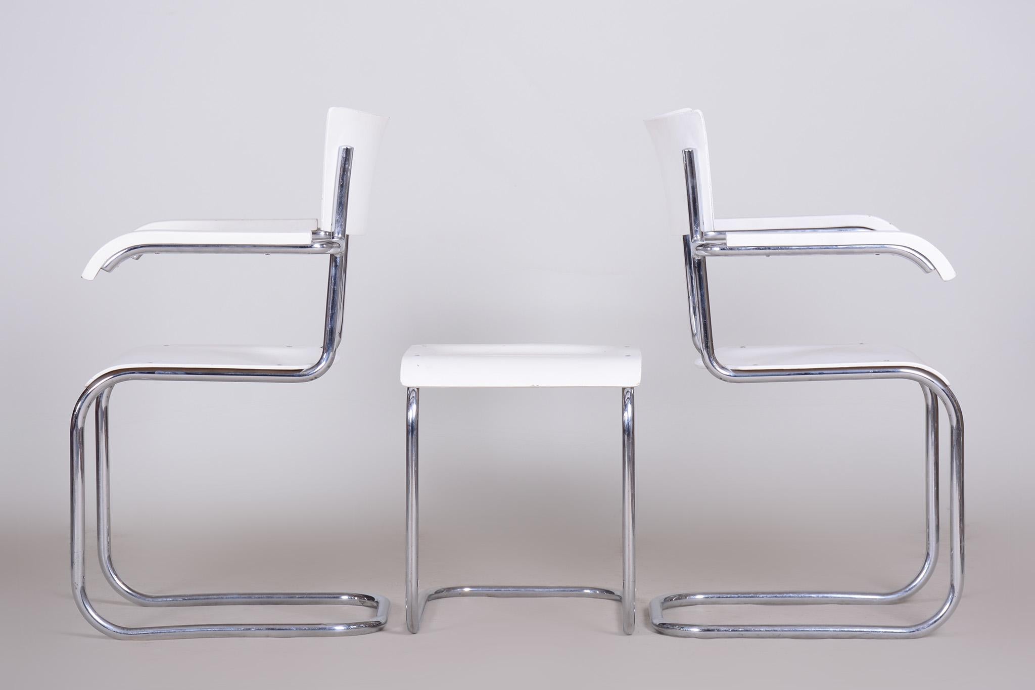 Pair of Original White Mucke Melder Chairs and Stool Made in 1930s Czechia For Sale 6