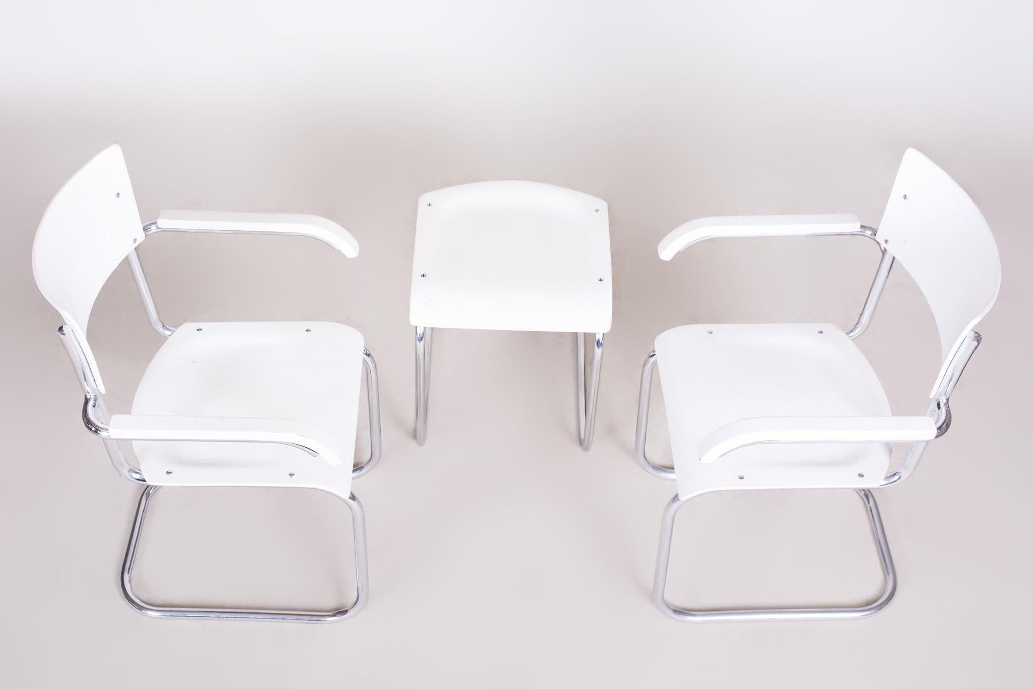 Pair of Original White Mucke Melder Chairs and Stool Made in 1930s Czechia For Sale 7
