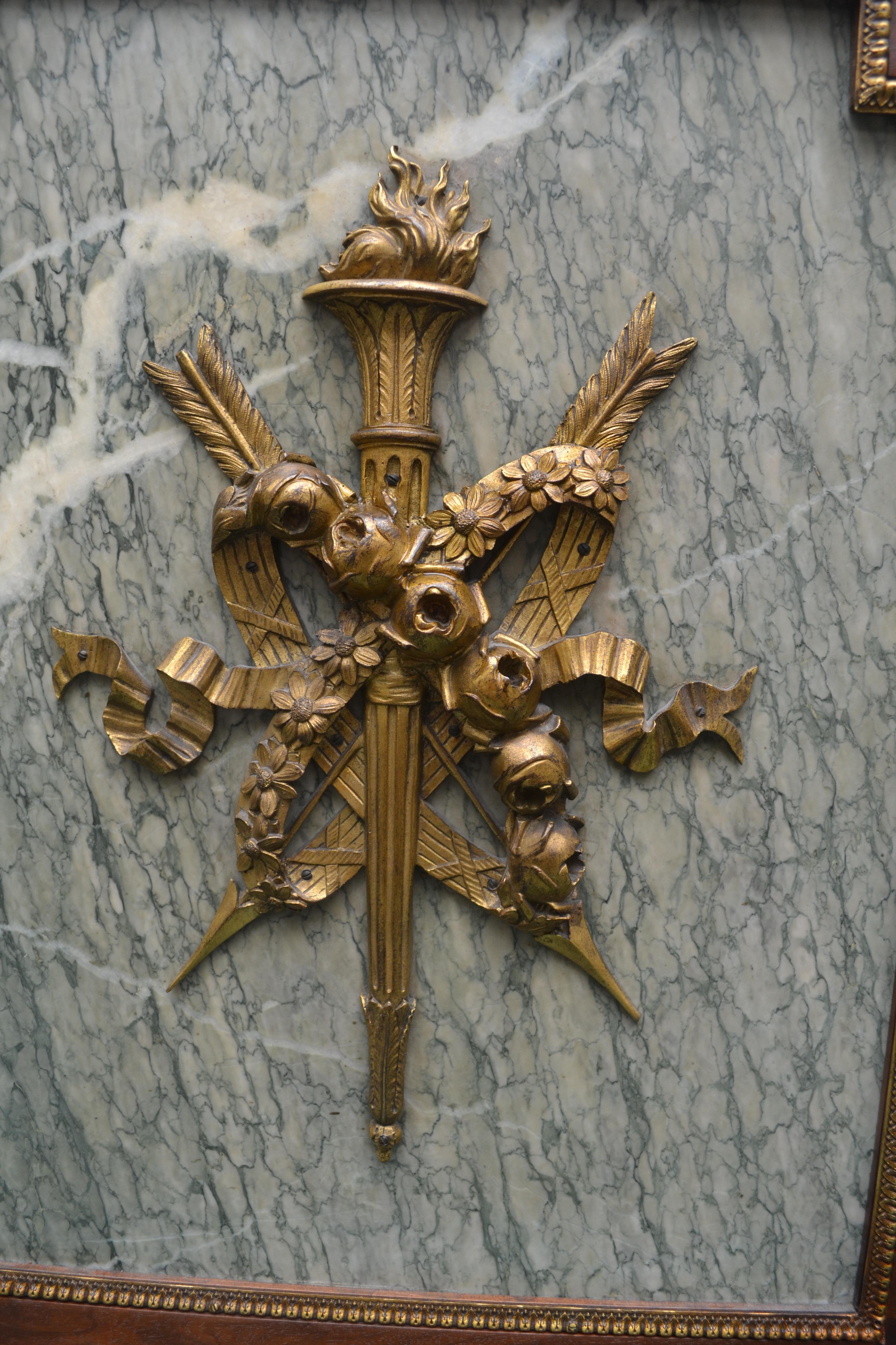 French Pair of Ormolu and Turquin Grey Marble Wall Mahogany Framed Armorial Plaques For Sale
