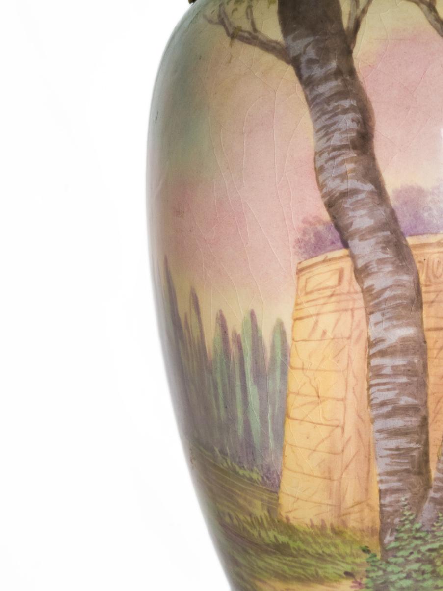 Dorato Coppia di vasi in porcellana Ormolu Manufature Nationale Sèvres, XIX secolo in vendita