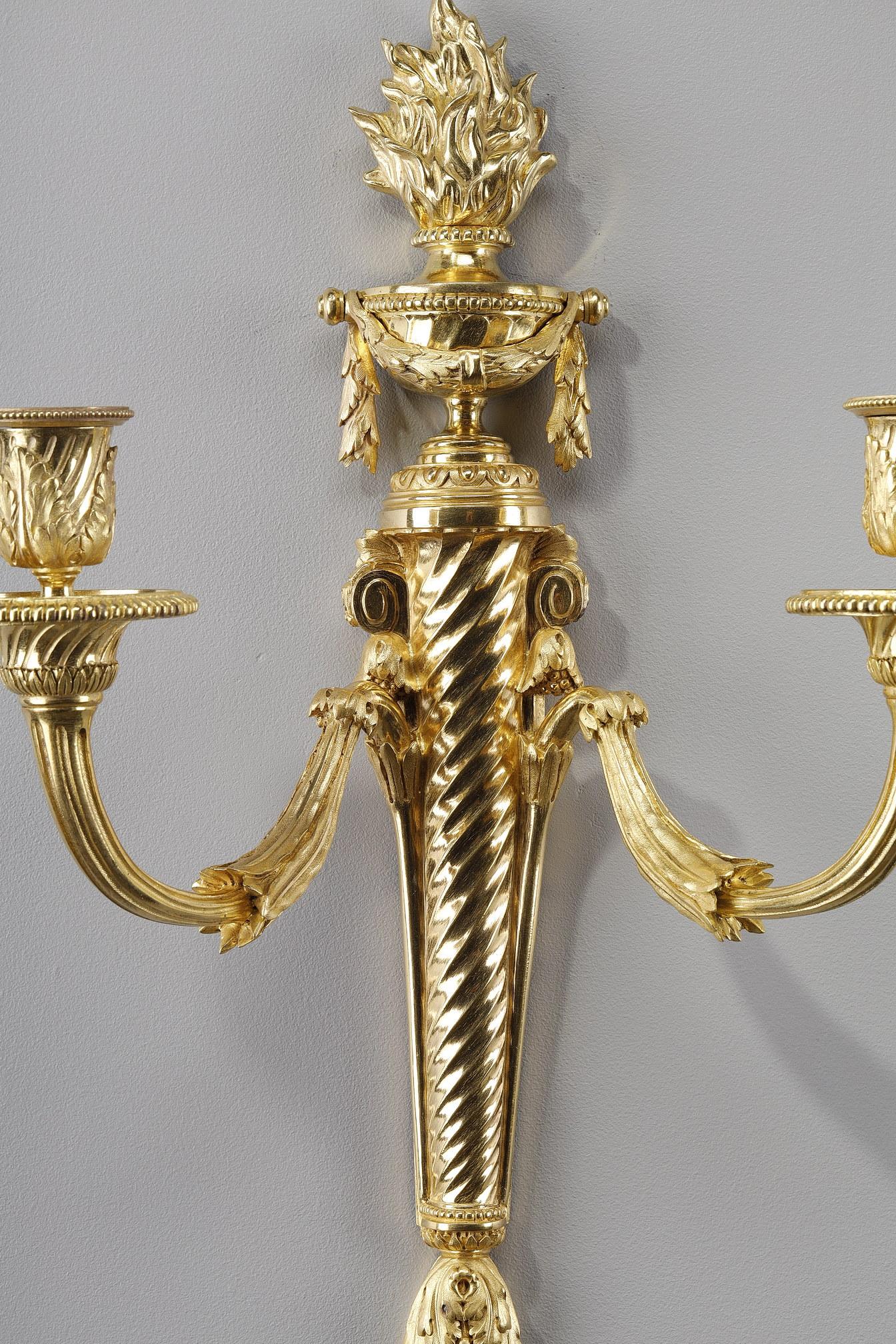 Pair of Ormulu Sconces in Louis XVI Style In Good Condition For Sale In Paris, FR