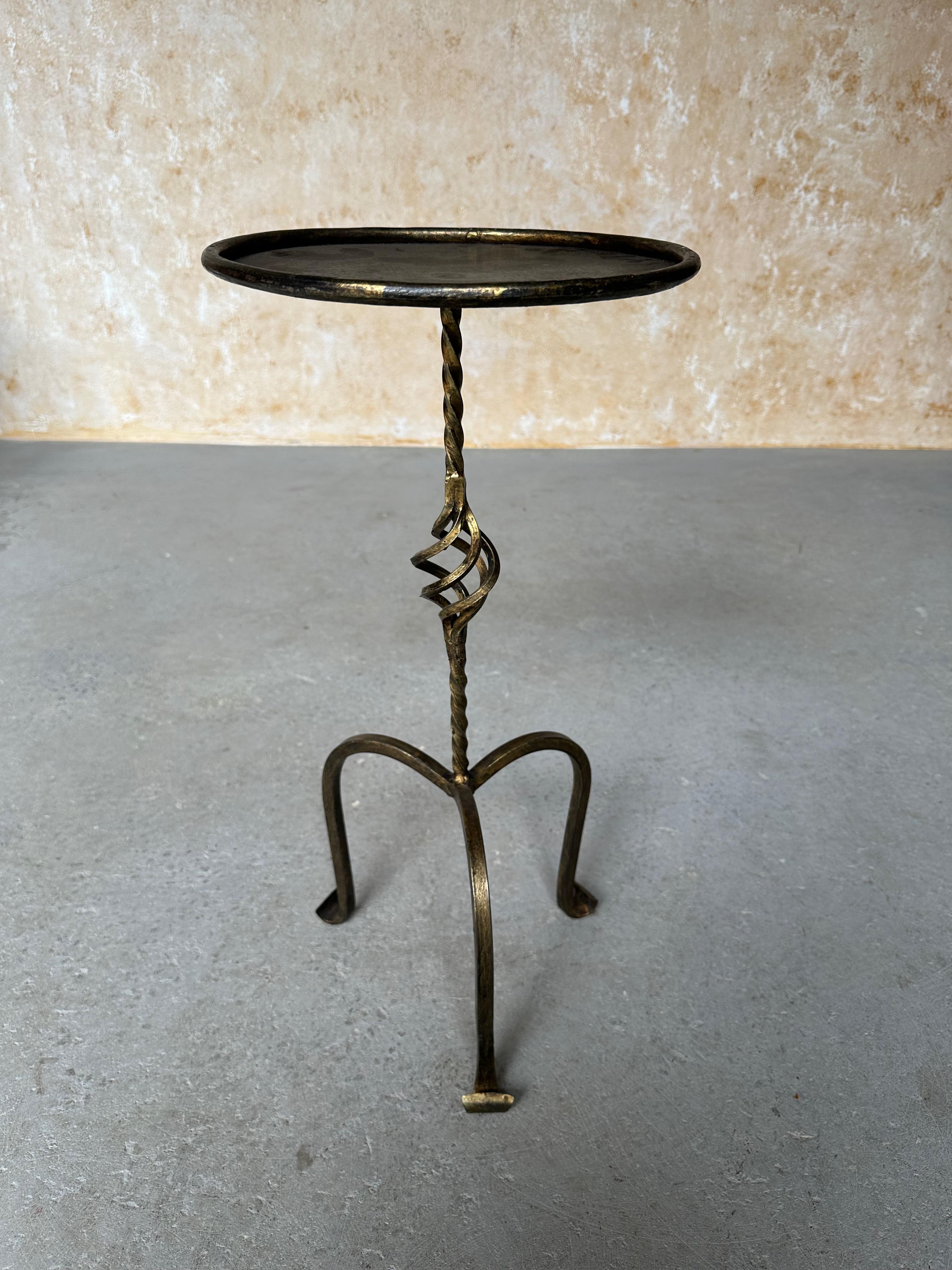 Pair of Ornate Spanish Drinks Tables with Twisted Stems For Sale 5