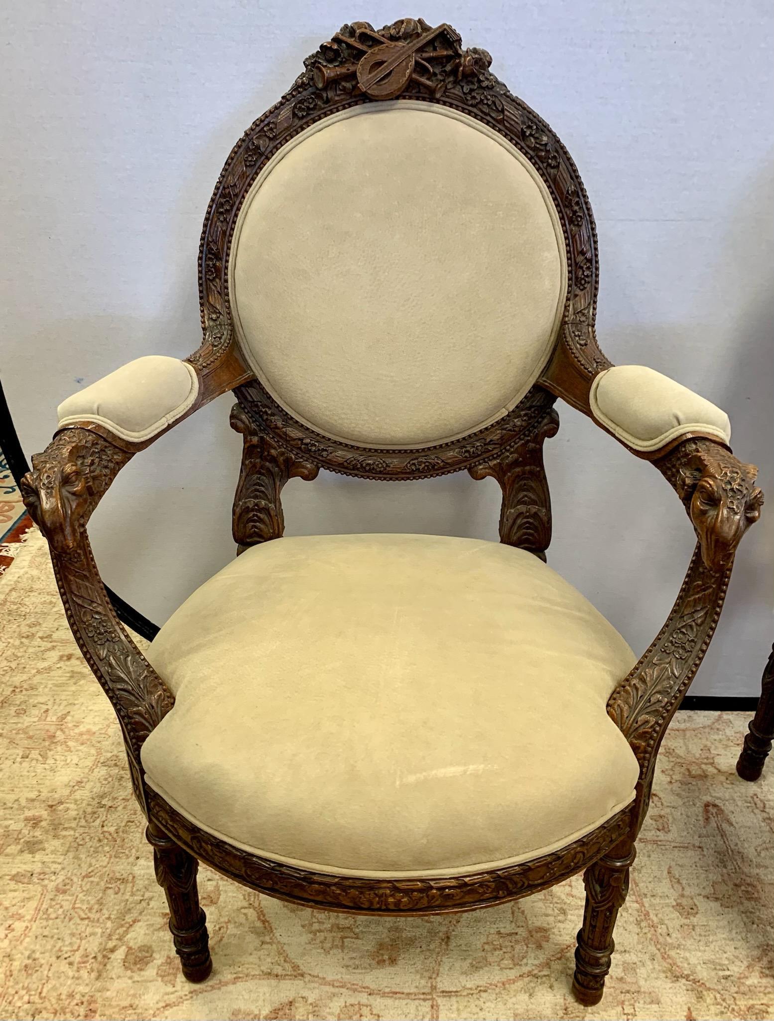 Pair of Ornately Carved Walnut Rams Head Chairs In Good Condition In West Hartford, CT