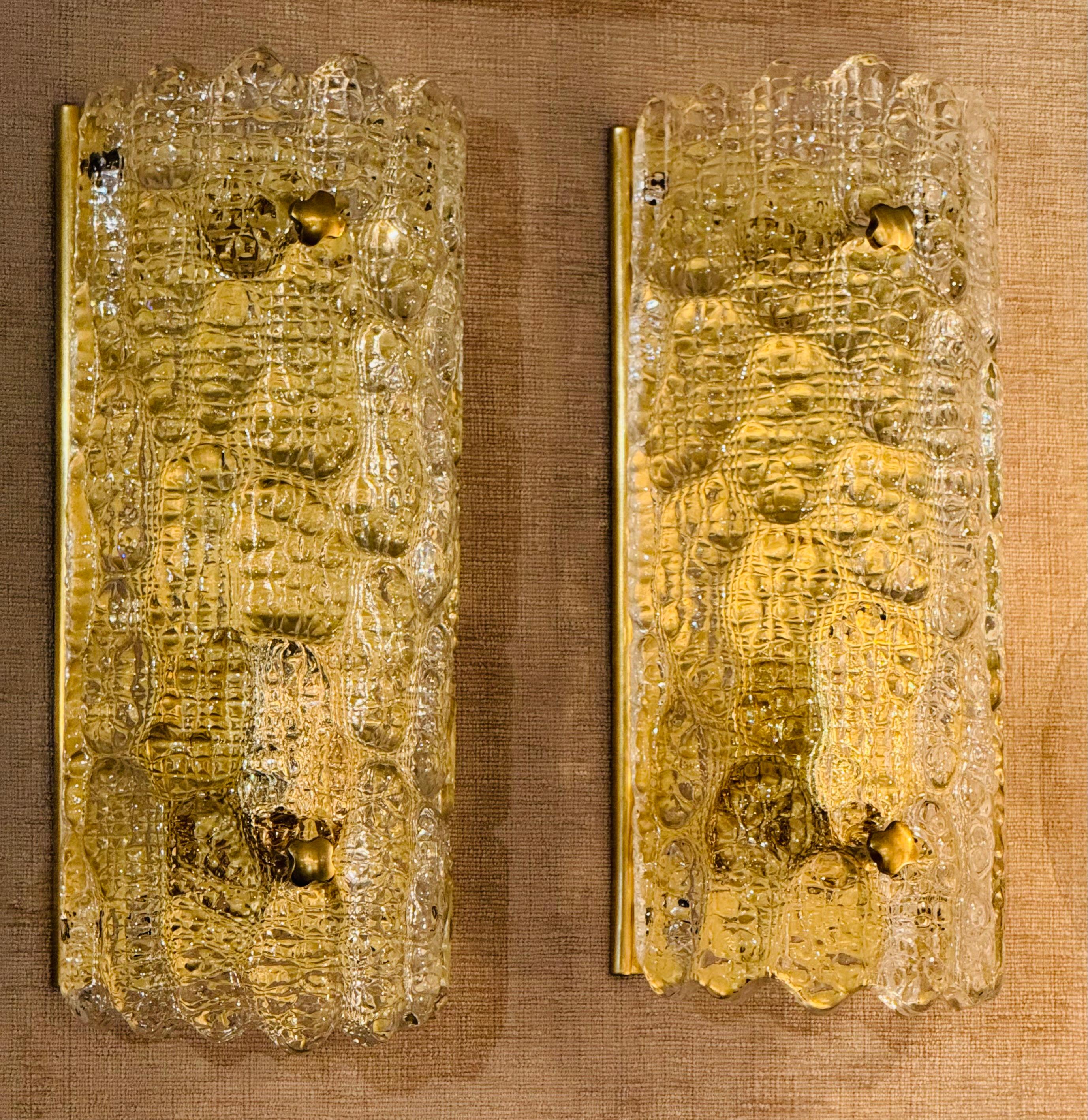 Coppia di lampade da parete svedesi degli anni '50 in cristallo di Orrefors Carl Fagerlund in vendita 2
