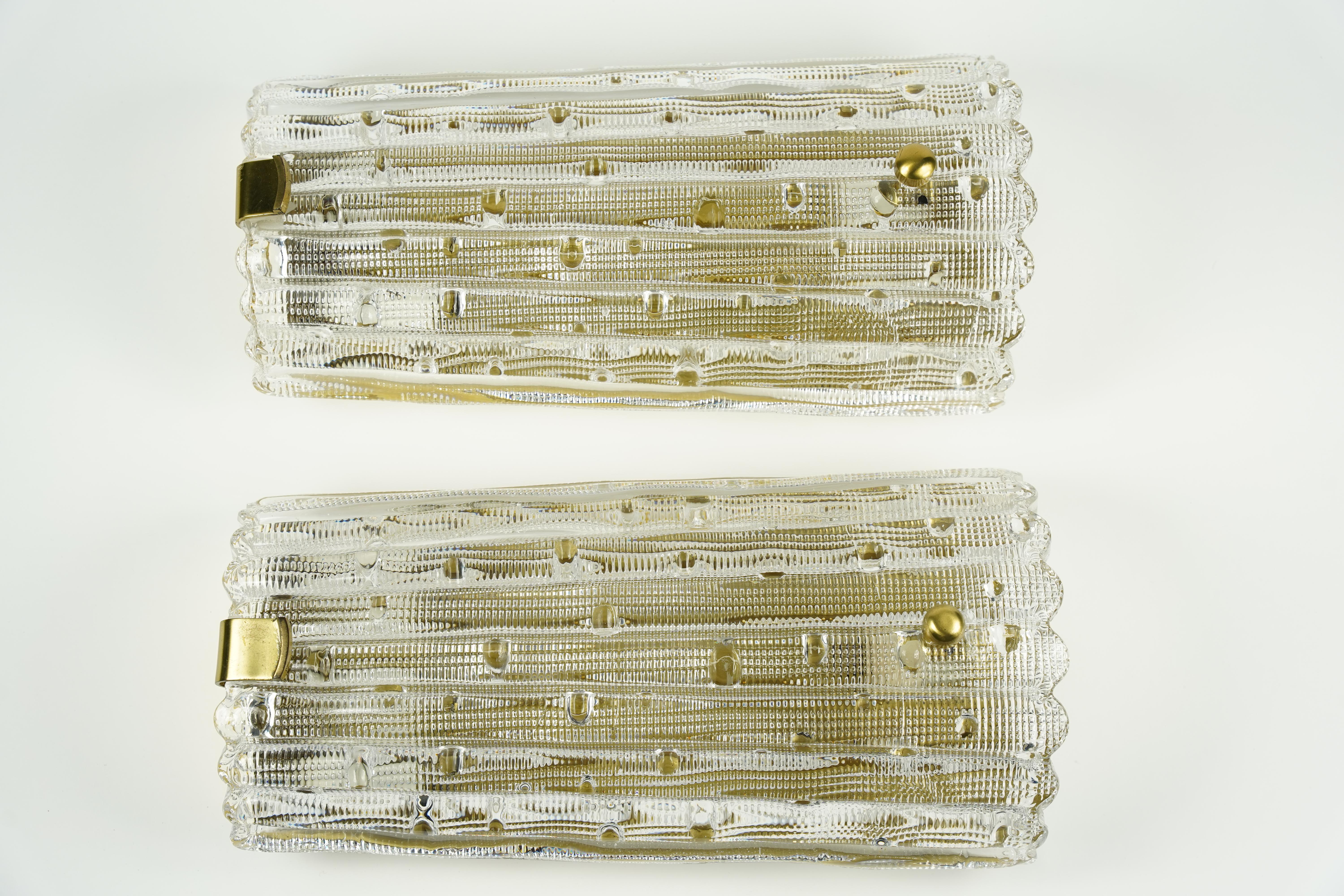 Paire d'appliques Orrefors en cristal et laiton de Carl Fagerlund, Suède, 1950 en vente 9
