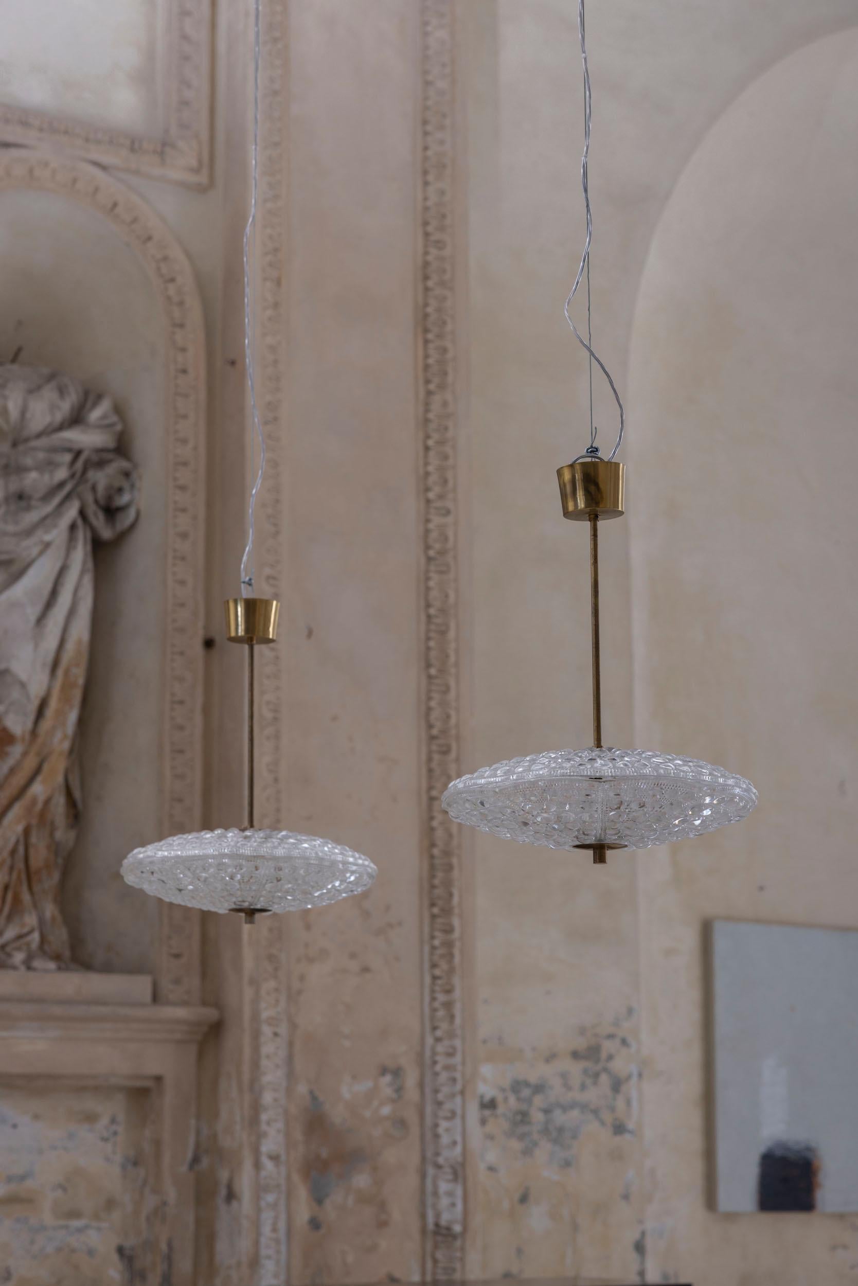 Coppia di lampade a sospensione in cristallo Orrefors di Carl Fagerlund per Lyfa, Danimarca anni '60 in vendita 6