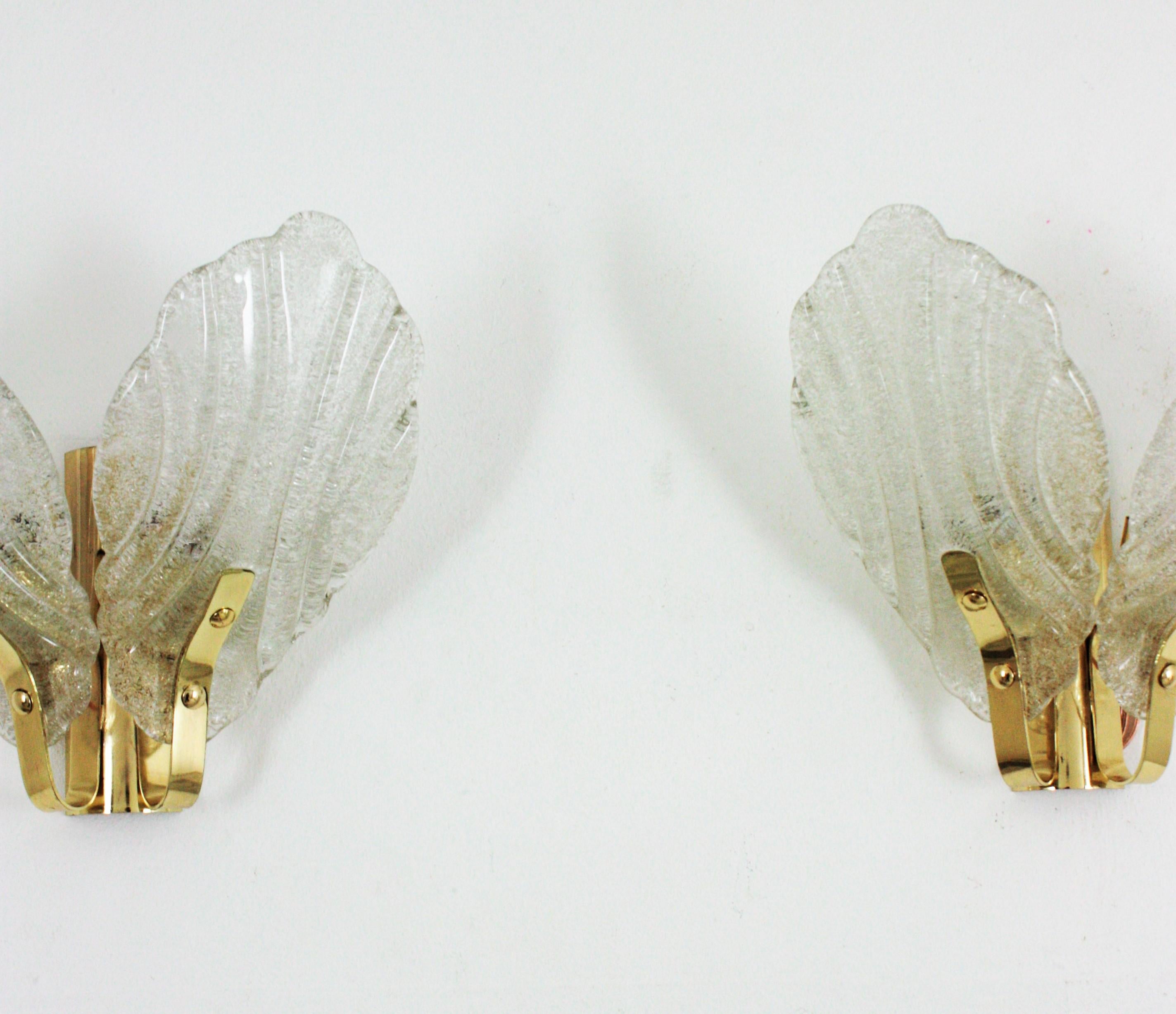 Pair of Orrefors Fagerlund Double Leaf Wall Sconces in Glass and Brass, 1960s For Sale 5