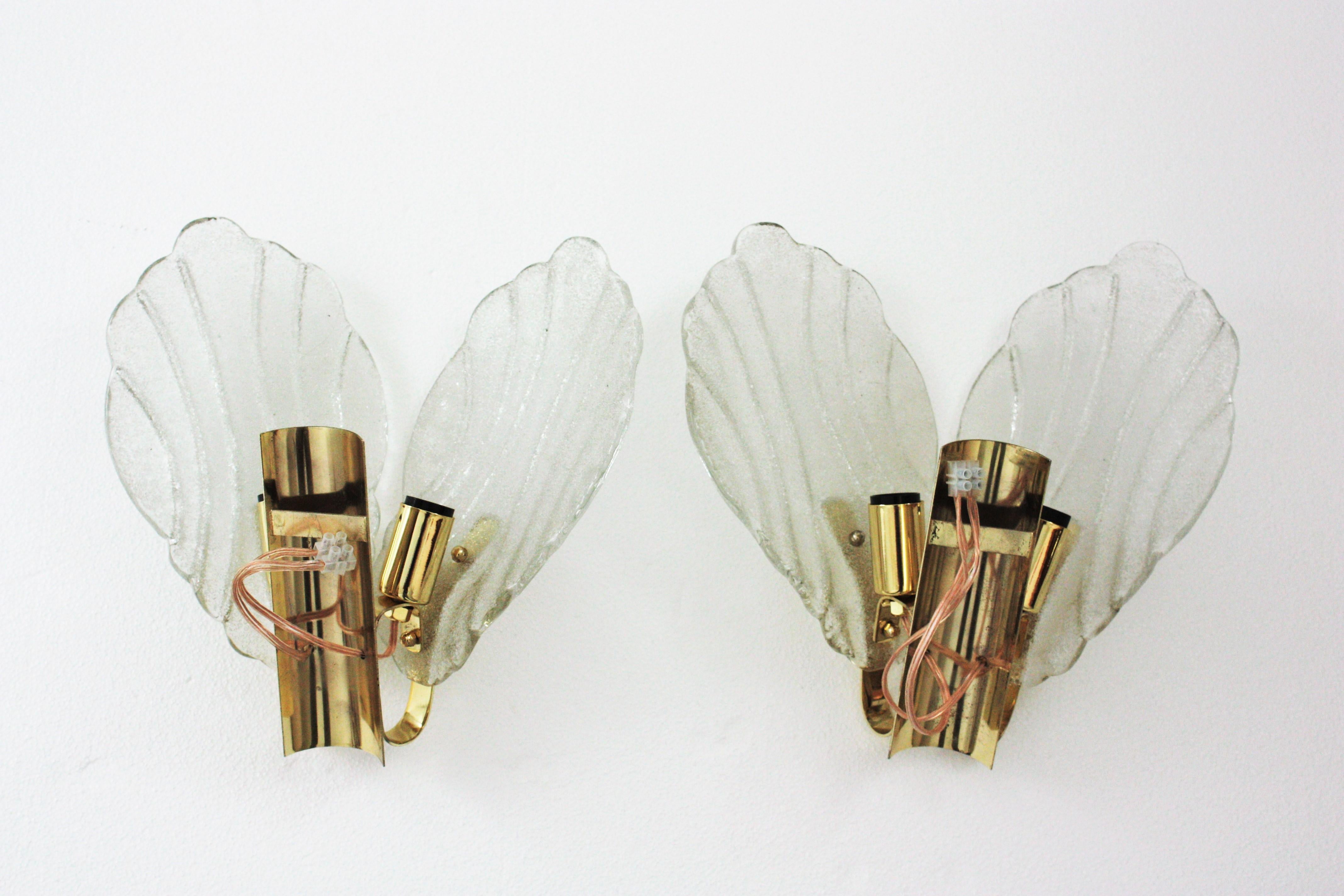 Pair of Orrefors Fagerlund Double Leaf Wall Sconces in Glass and Brass, 1960s For Sale 7