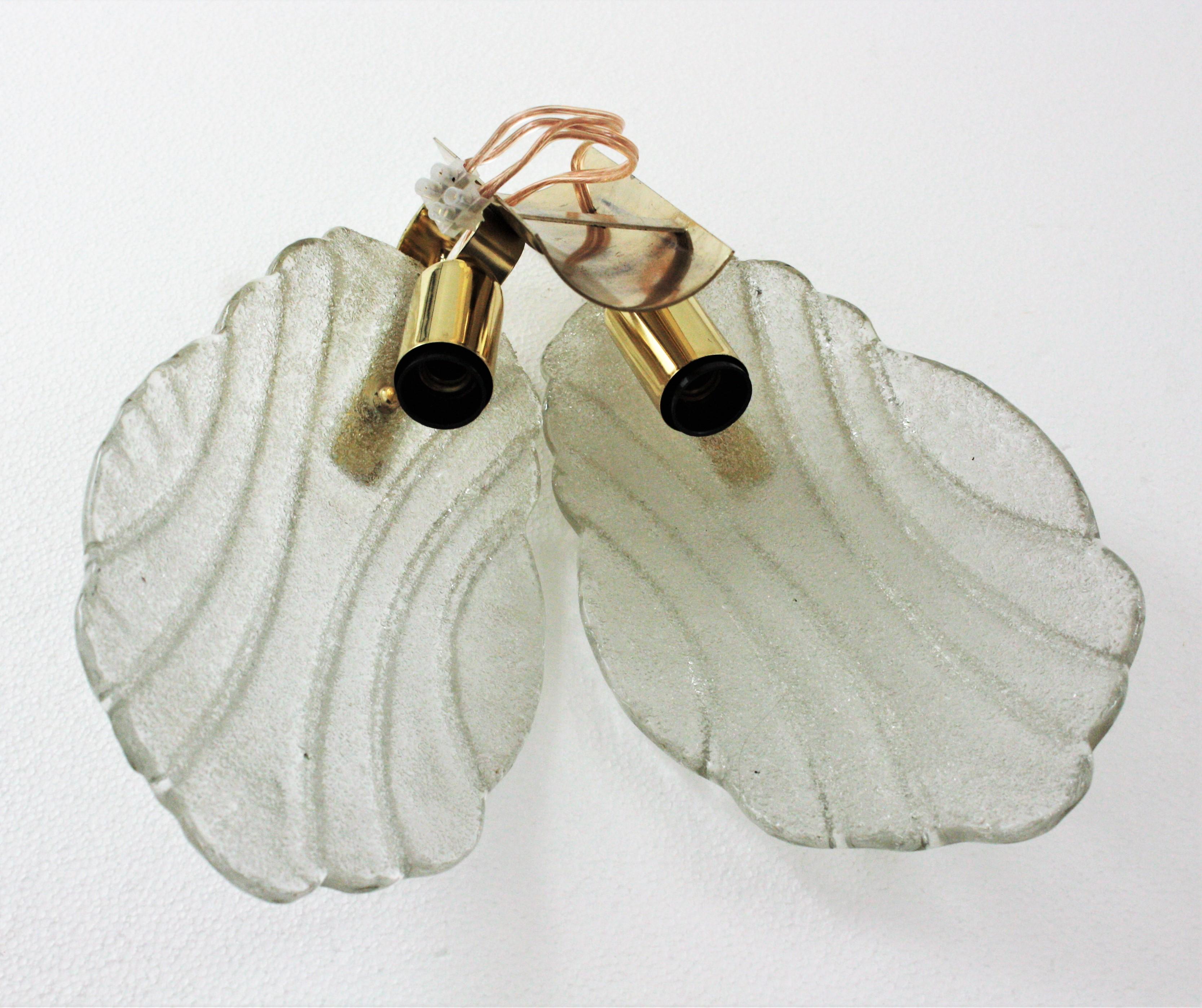 Pair of Orrefors Fagerlund Double Leaf Wall Sconces in Glass and Brass, 1960s For Sale 8