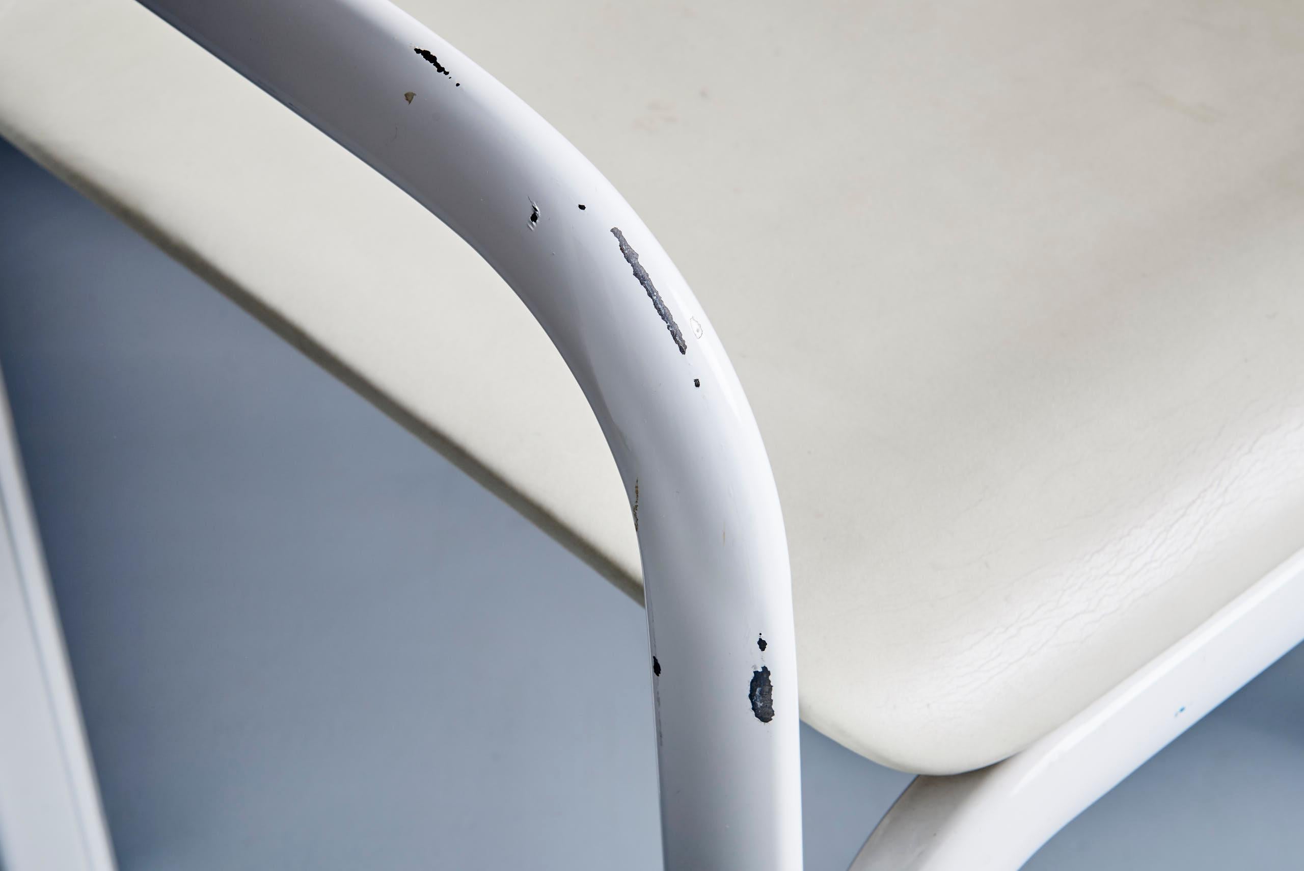 Pair of Orsay Arm Chairs by Gae Aulenti for Knoll en venta 2