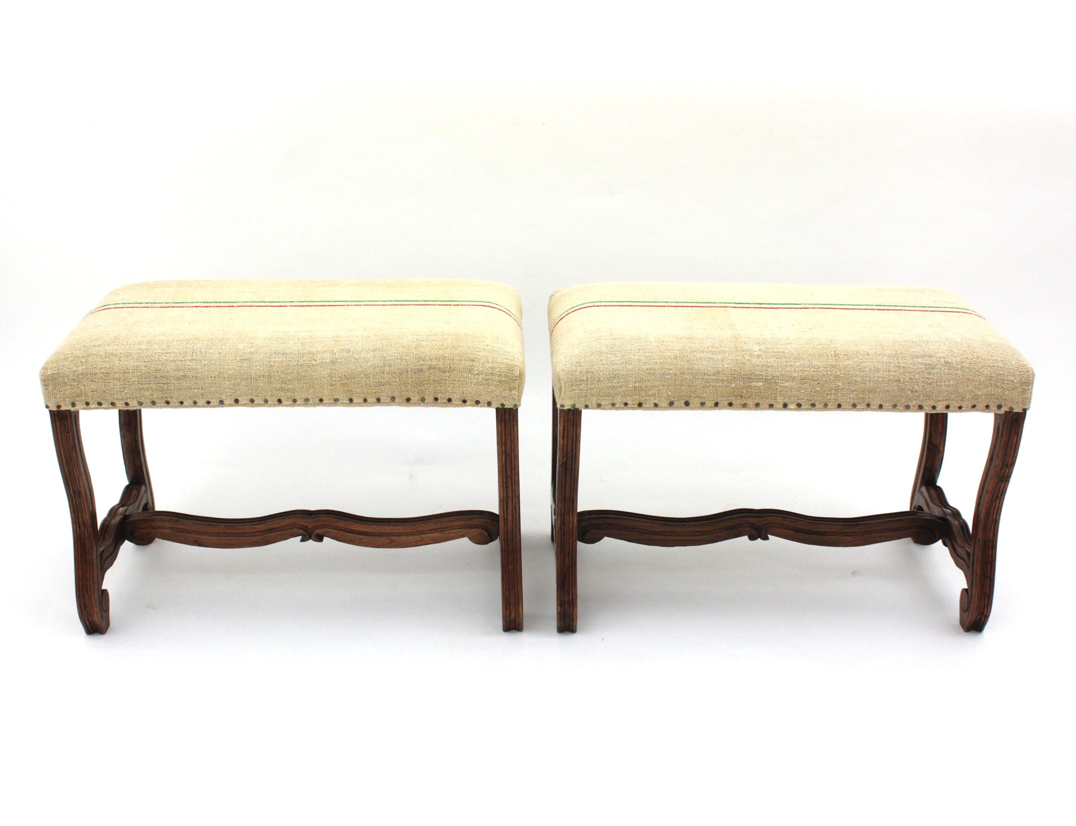 Pair of Os de Mouton Louis XIV Oak Stools New Upholstered in French Linen  For Sale 2