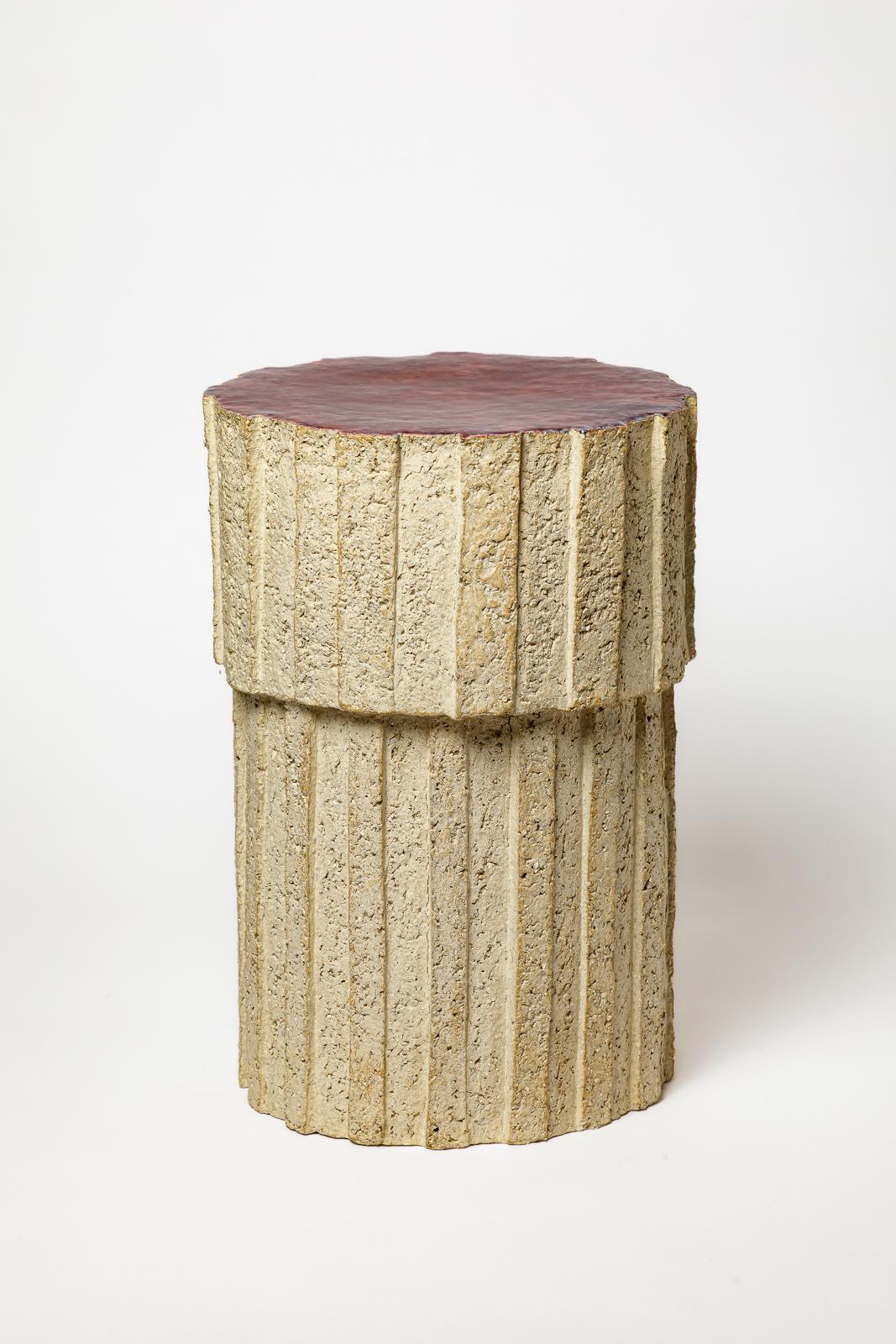 French Pair of Ostinato tables in raw stoneware with red glazed top by Denis Castaing For Sale