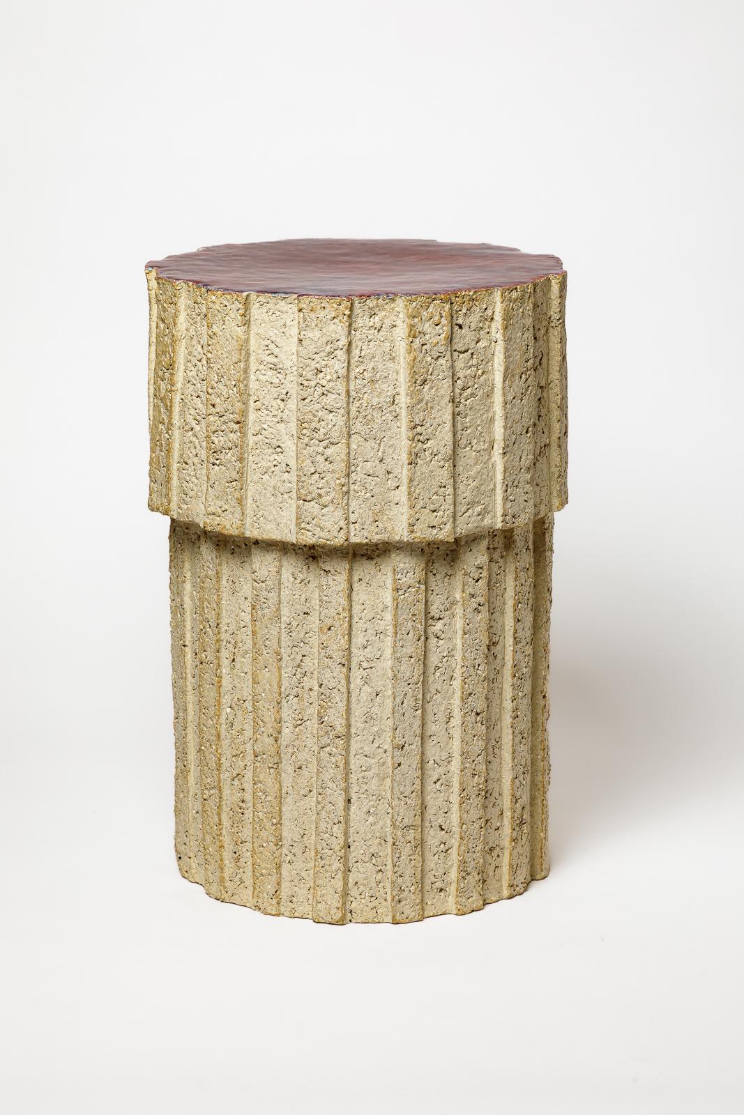Pair of Ostinato tables in raw stoneware with red glazed top by Denis Castaing In New Condition For Sale In Saint-Ouen, FR