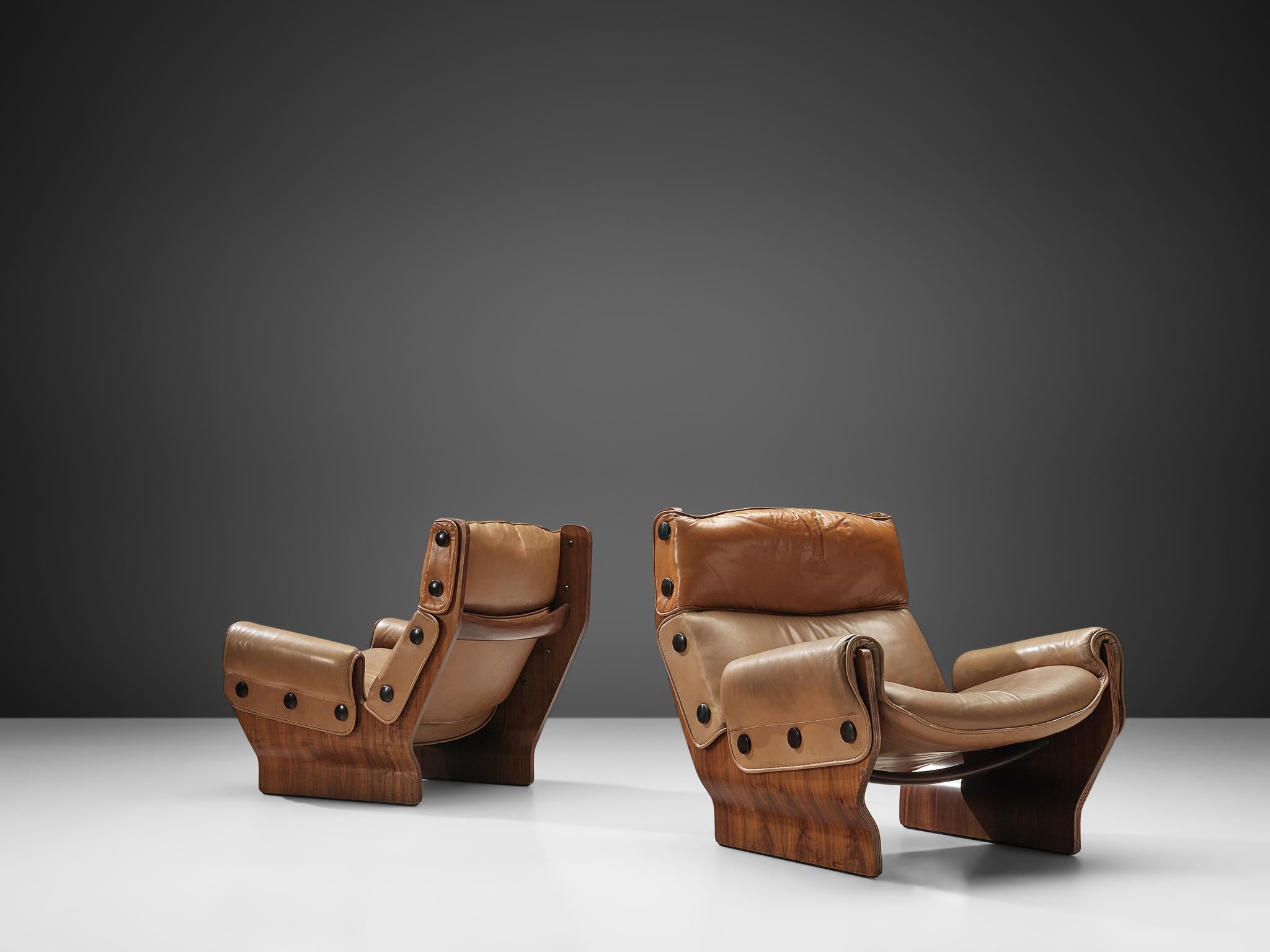 Italian Pair of Osvaldo Borsani 'Canada' Lounge Chair in Two-Tone Leather