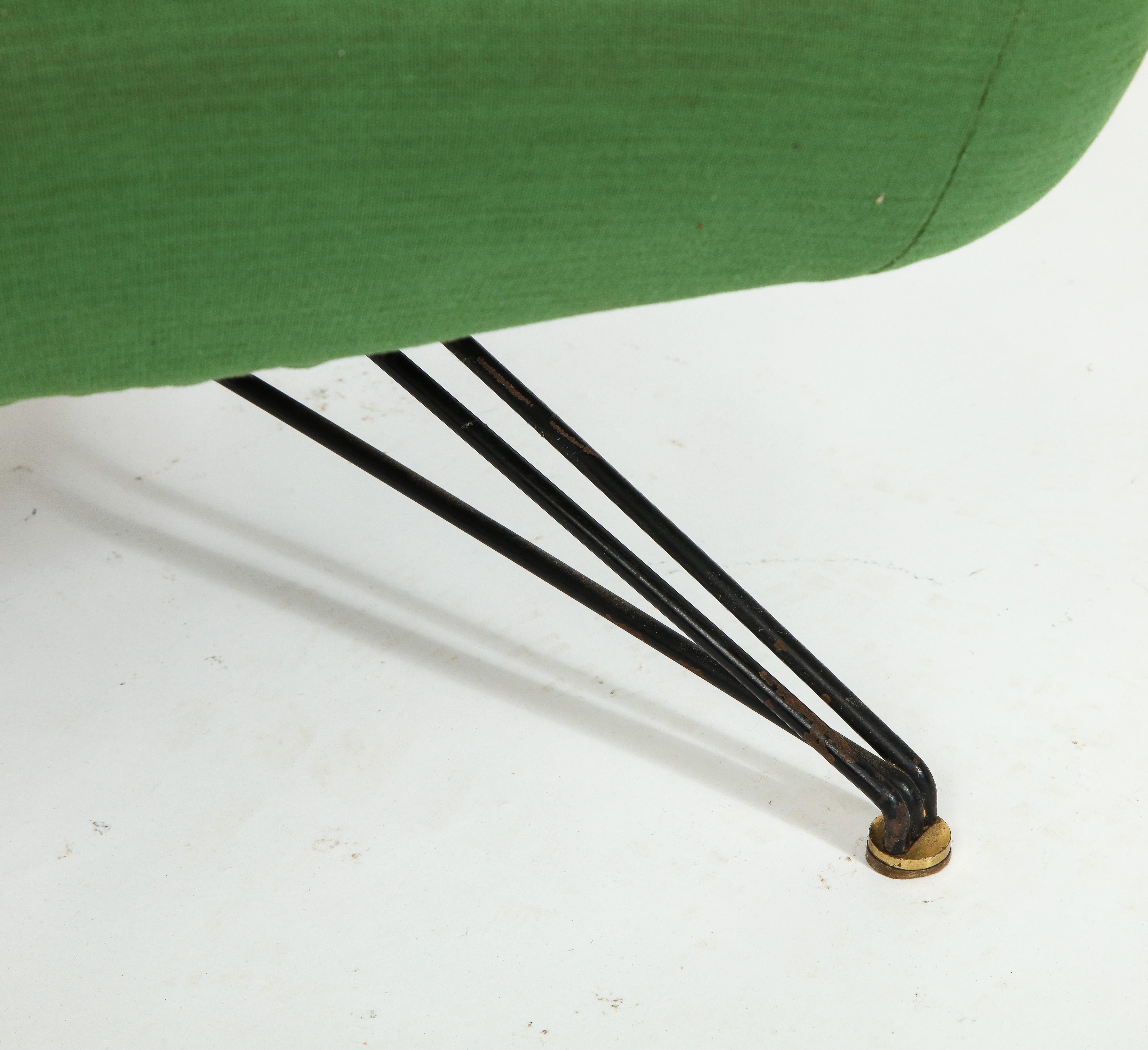 Osvaldo Borsani Pair of Green P32 Chairs for Tecno, Italy 1950s In Good Condition For Sale In New York, NY