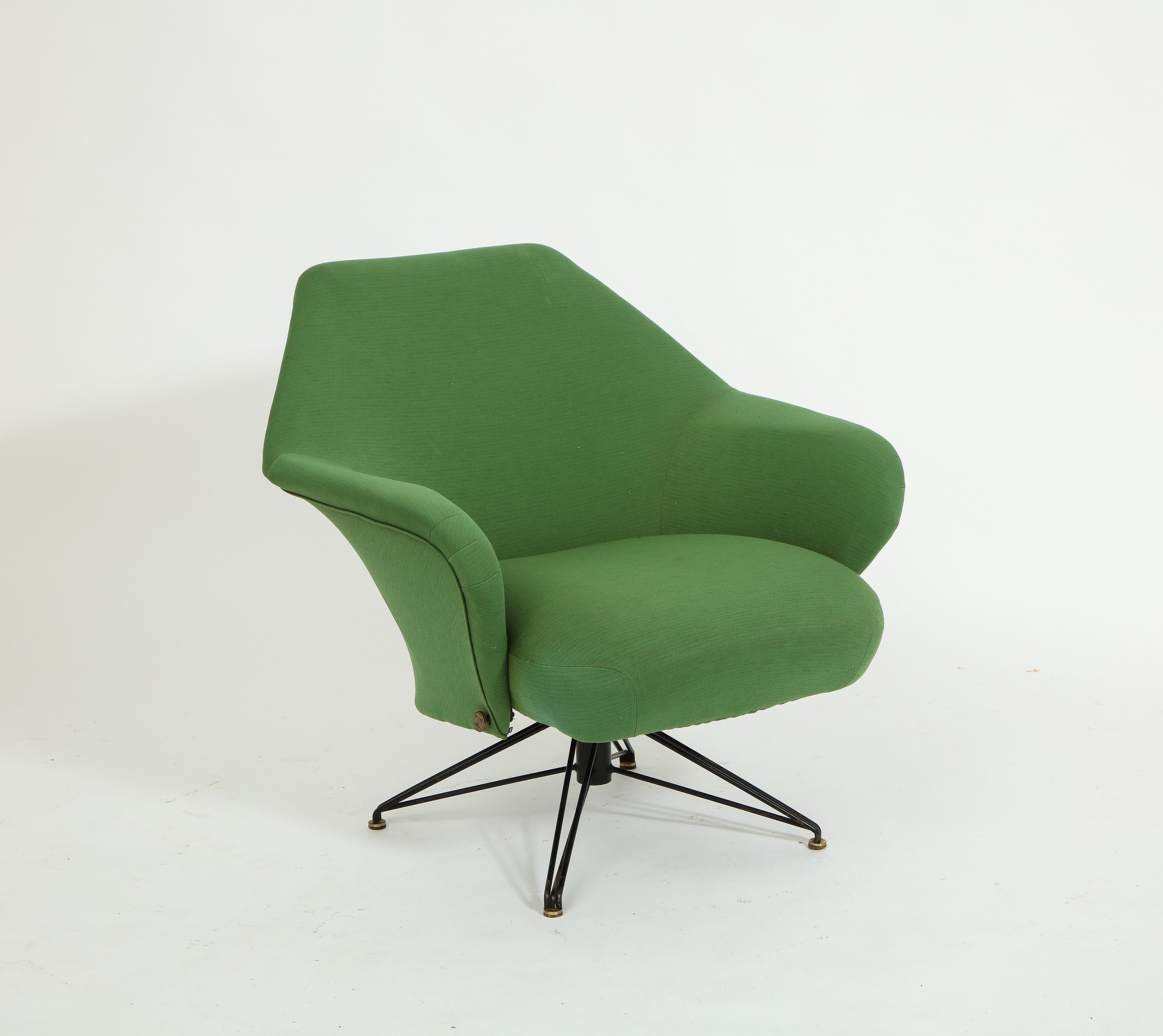 Brass Osvaldo Borsani Pair of Green P32 Chairs for Tecno, Italy 1950s For Sale