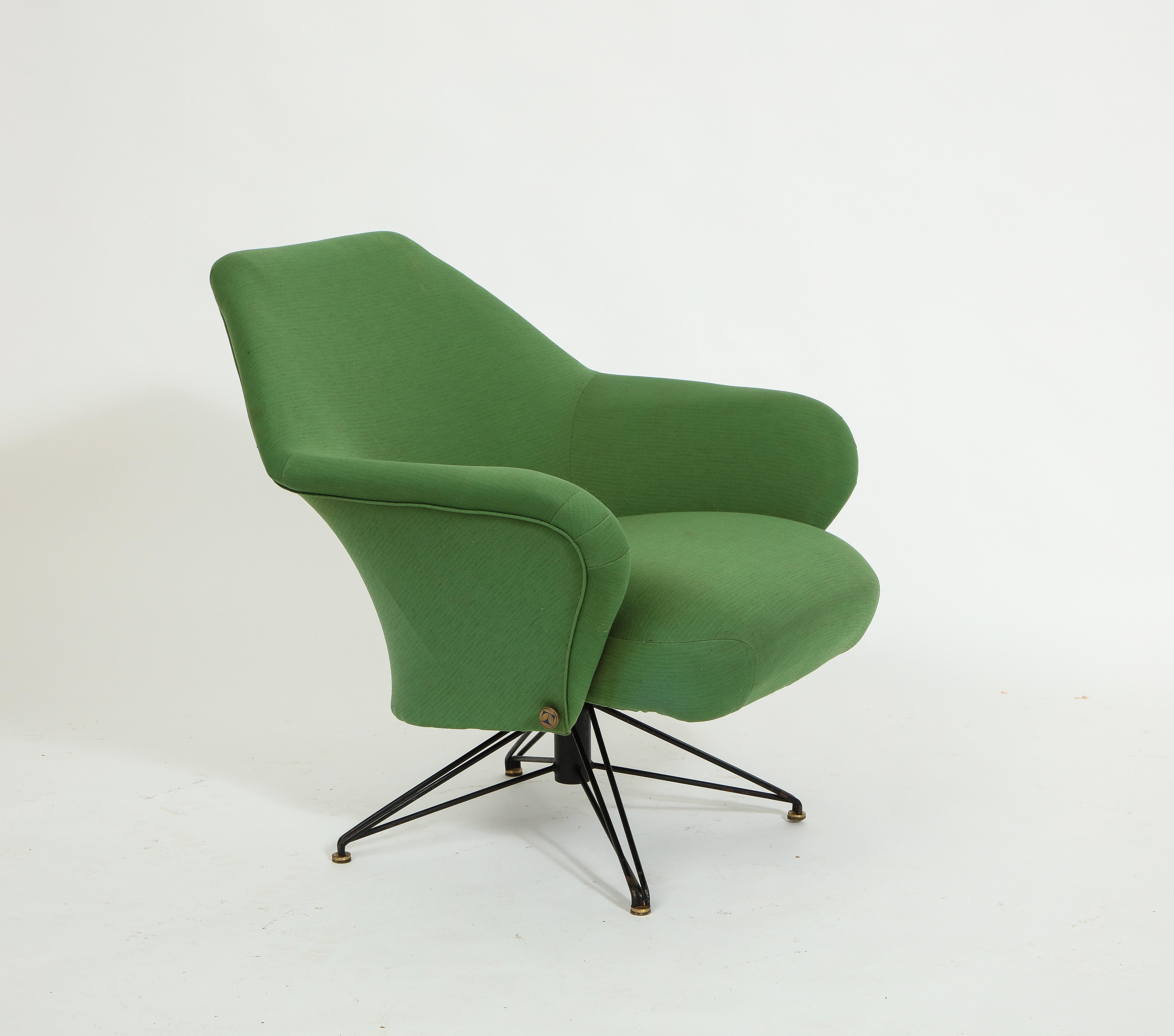 Osvaldo Borsani Pair of Green P32 Chairs for Tecno, Italy 1950s For Sale 1