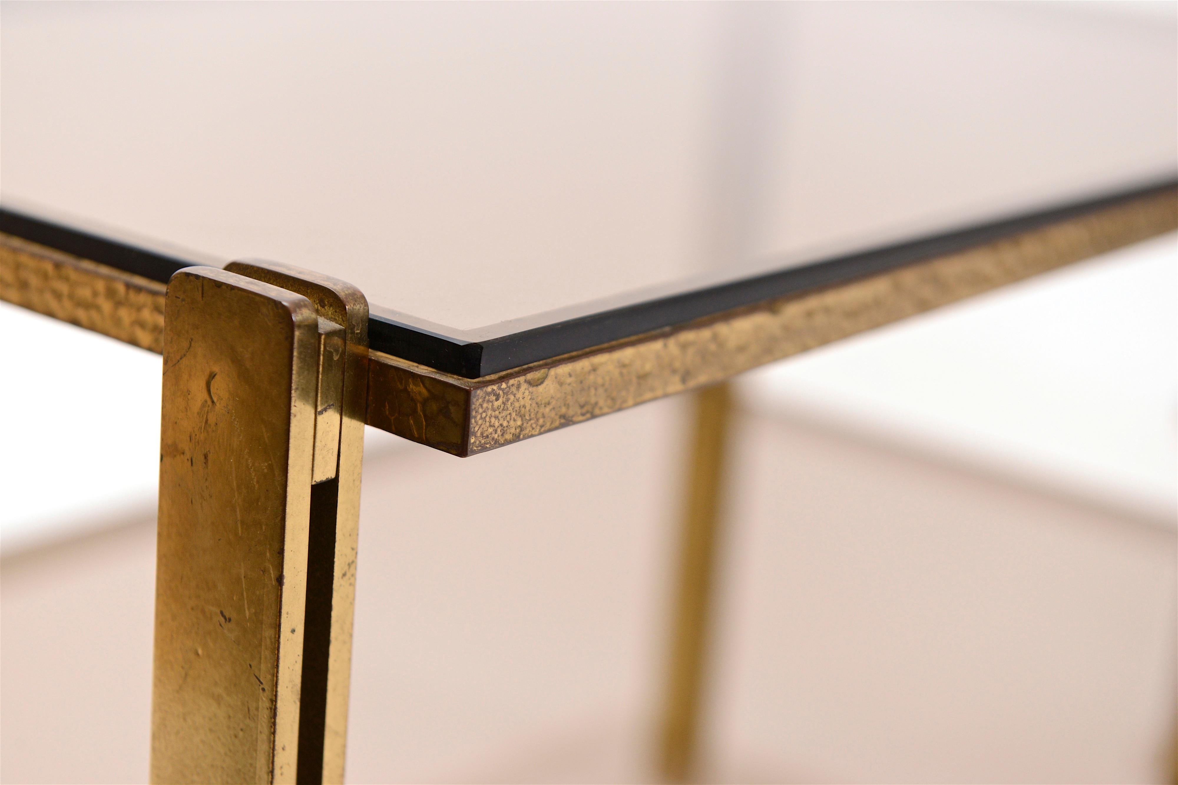 Pair of Hammered Brass Side Tables Attributed to Osvaldo Borsani, circa 1958 In Good Condition For Sale In London, GB
