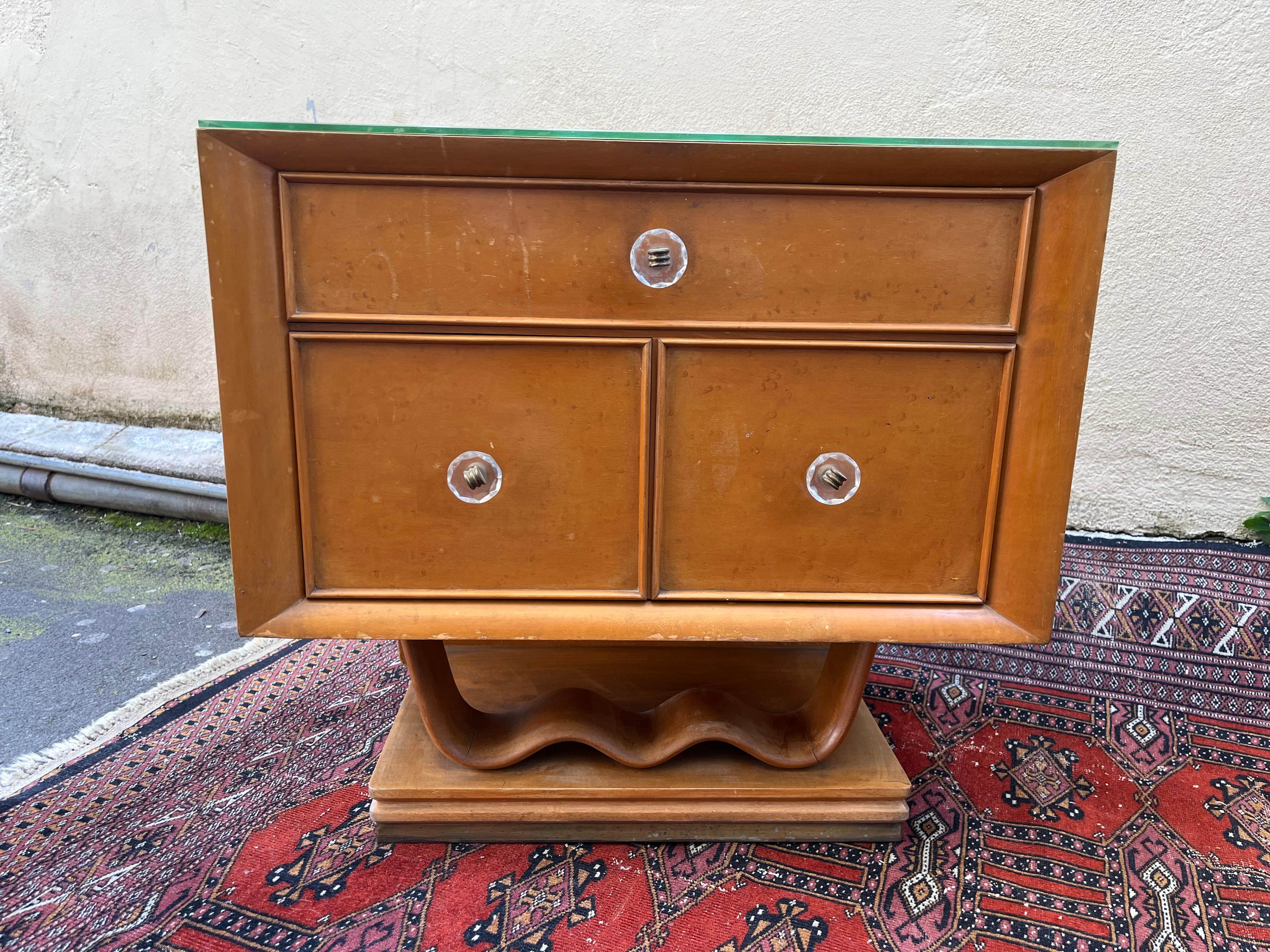 Pair of Osvaldo Borsani style bedside tables from the 60s In Good Condition For Sale In Catania, IT