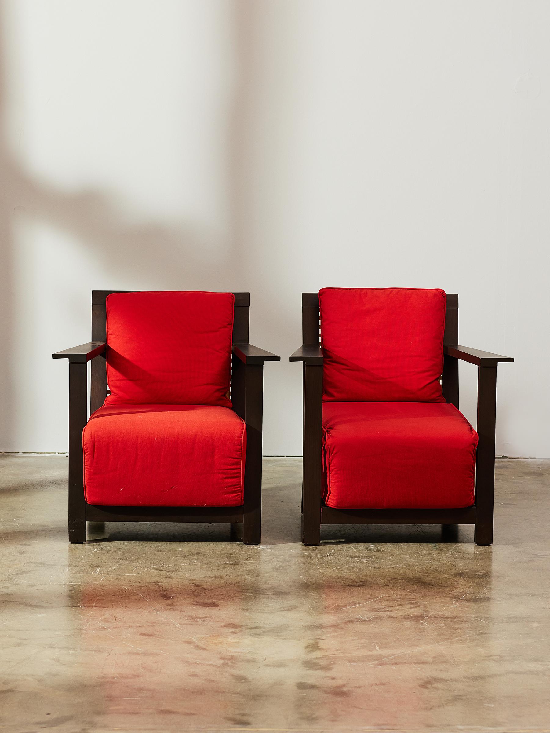 The Otto 111 armchairs have been designed bij Paola Navone in her duty as artistic director of the brand. Luxury feeling combined with normality. 
Width: 78 cm
Depth: 75 cm
Height: 80 cm
Seat Height: 44 cm.