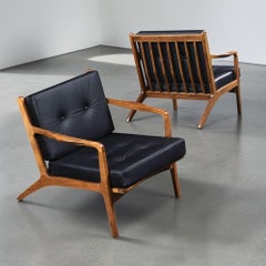 Pareja de sillones Otto Gerdau italianos de los años 50 en cuero negro nuevo