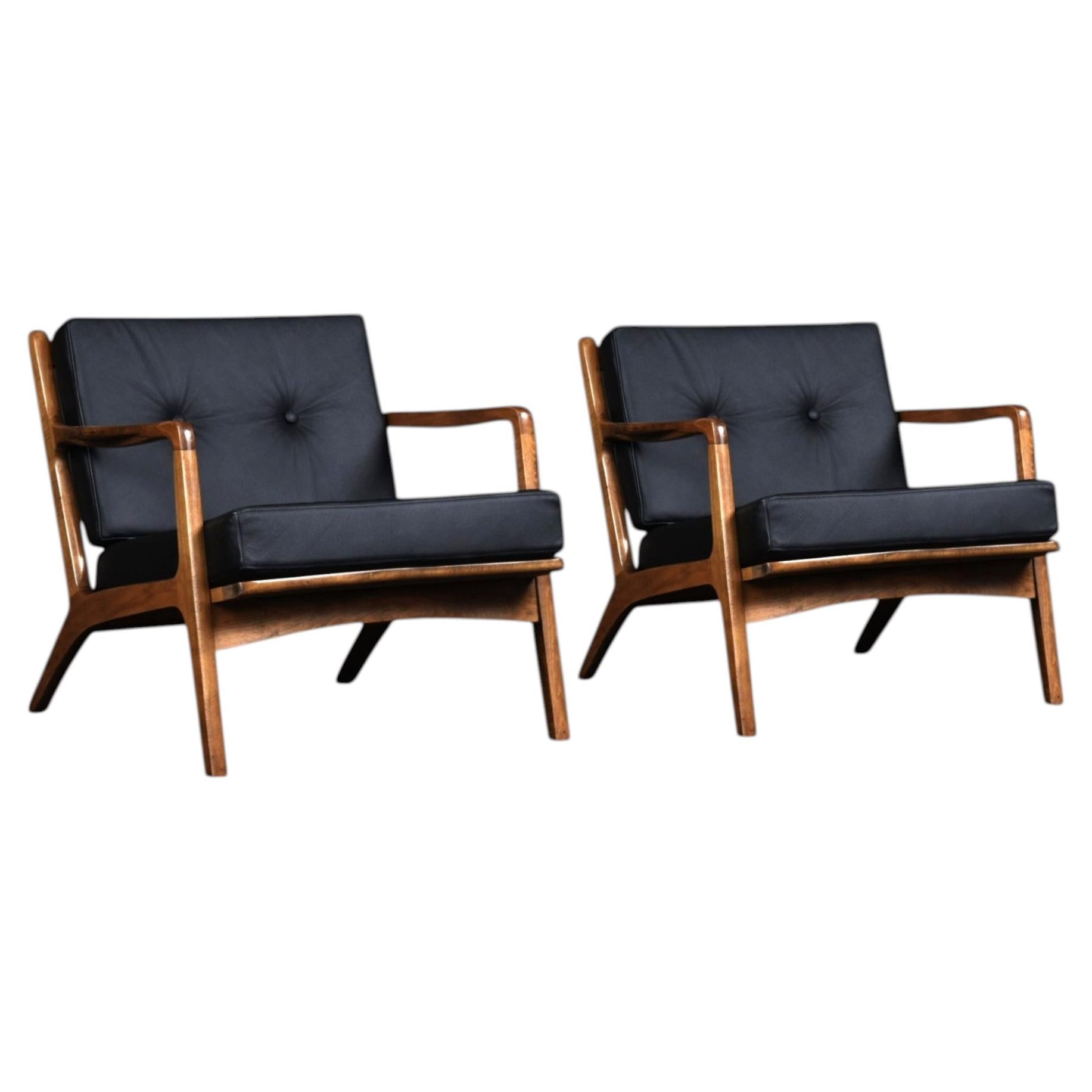 Pair of Otto Gerdau Italian 1950s Lounge Chairs in New Black Leather
