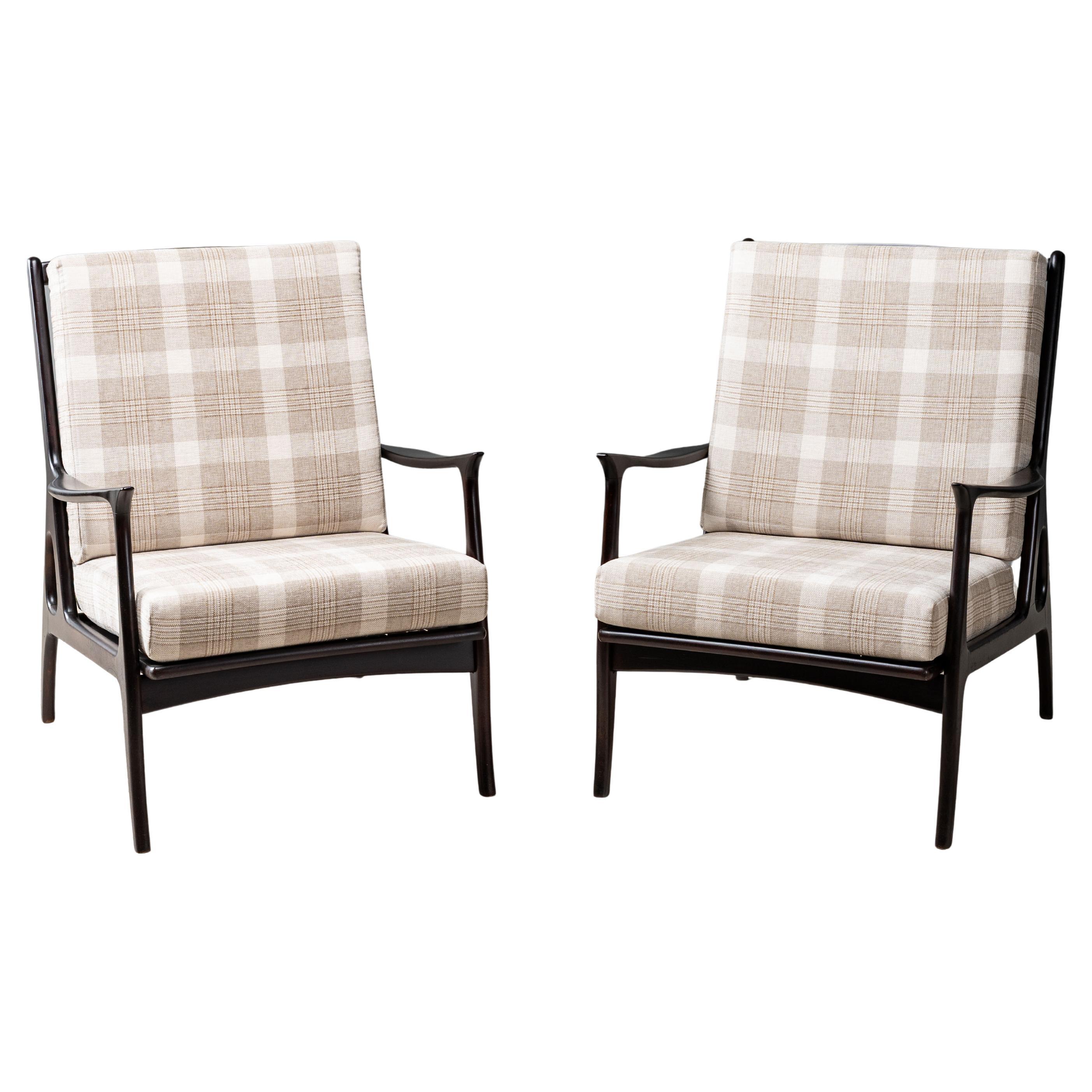 Chenille Seating