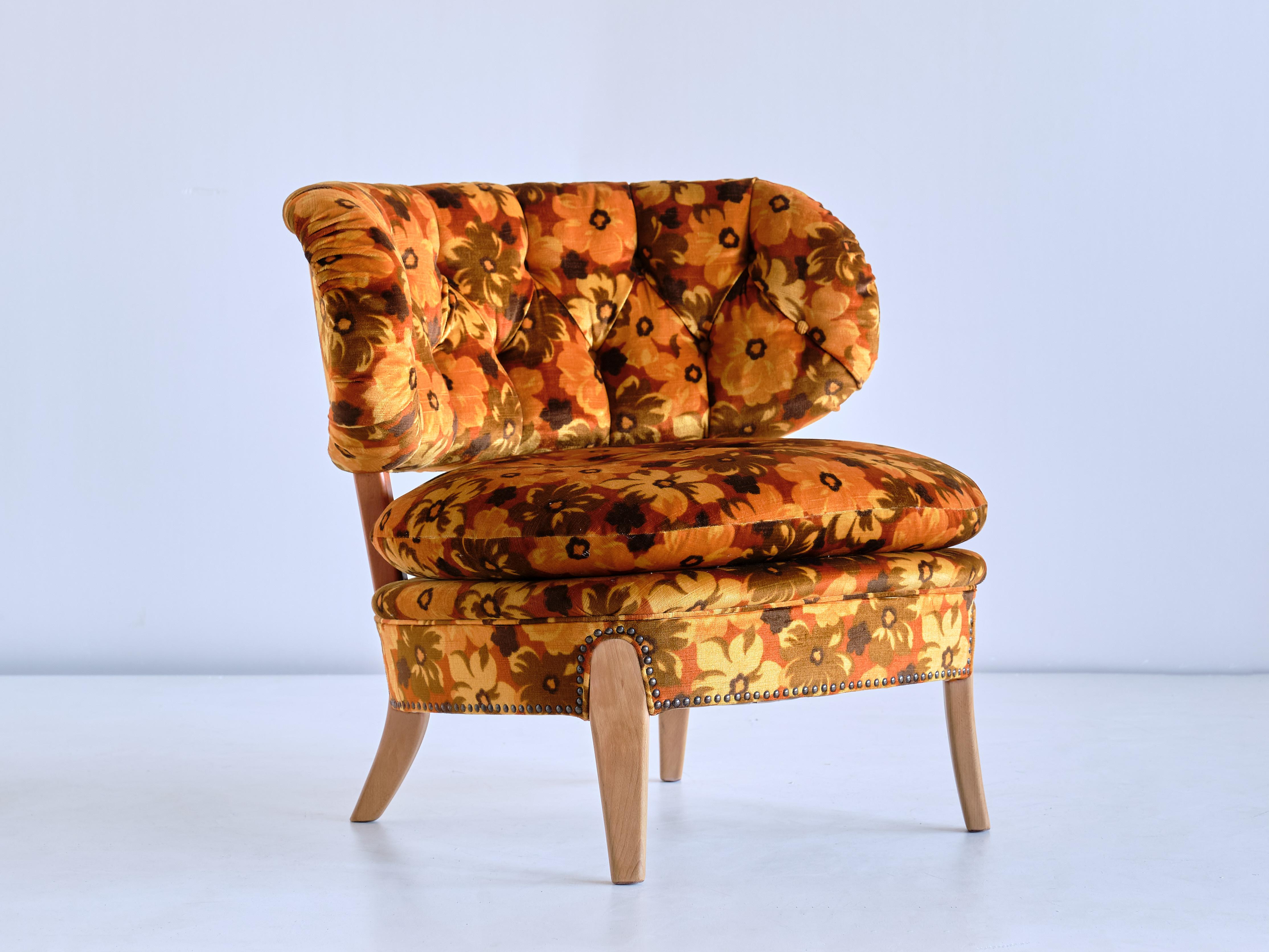 Fabric Pair of Otto Schulz Lounge Chairs in Floral Velvet and Beech, Sweden, 1940s