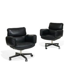 Pair of Otto Zapf for Knoll International Leather Management Chairs, Signed