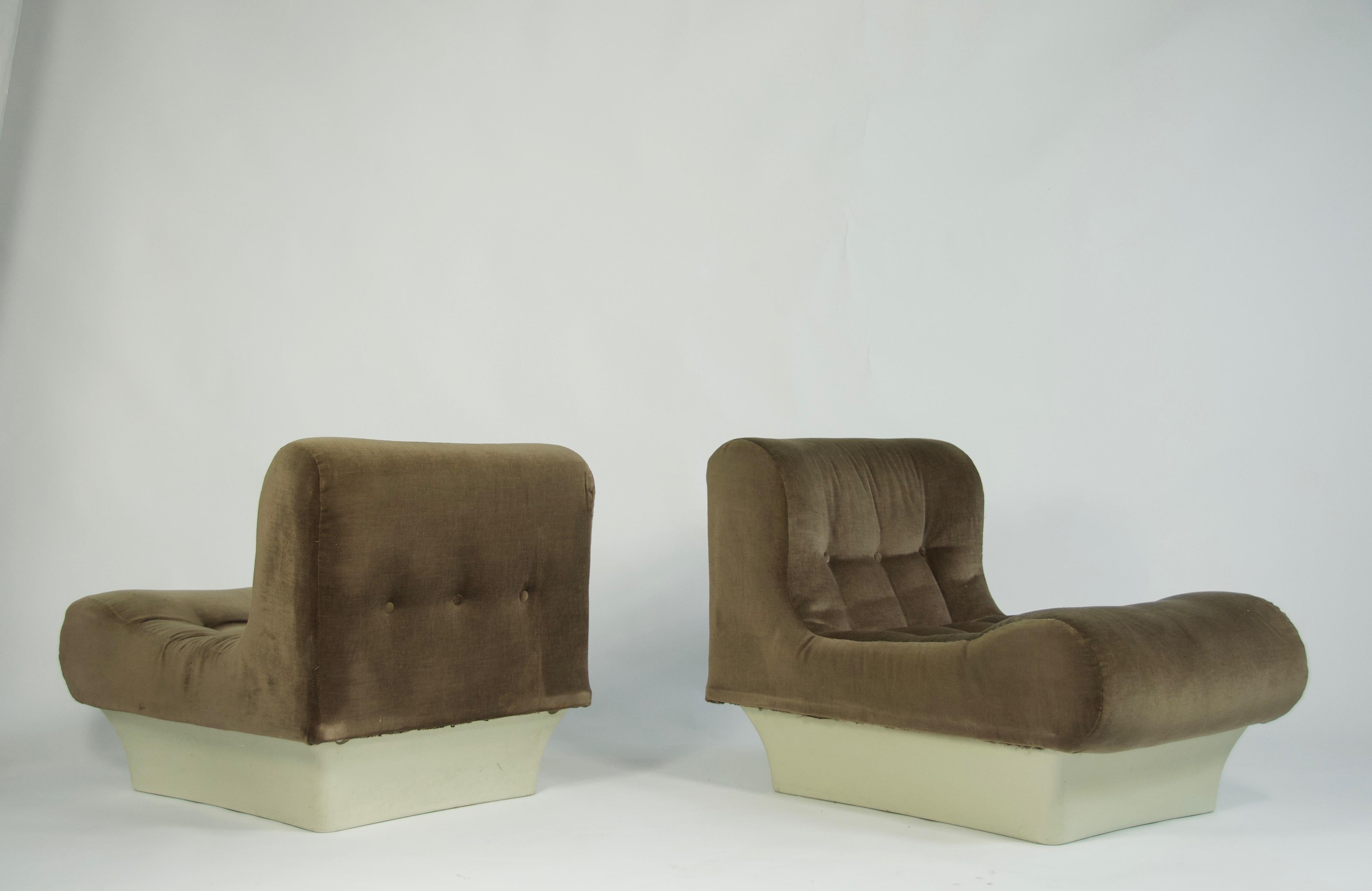 Mid-Century Modern Pair of Otto Zapf Lounge Chairs for Vitsoe For Sale