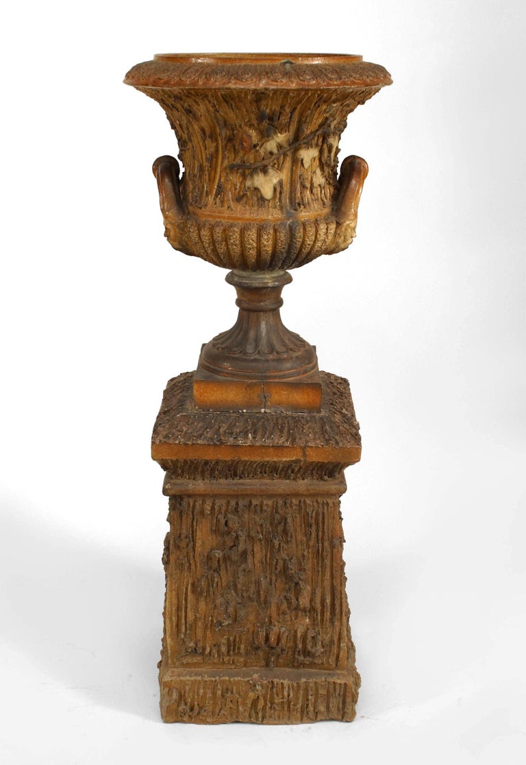 Pair of Outdoor English Victorian Urns For Sale at 1stDibs
