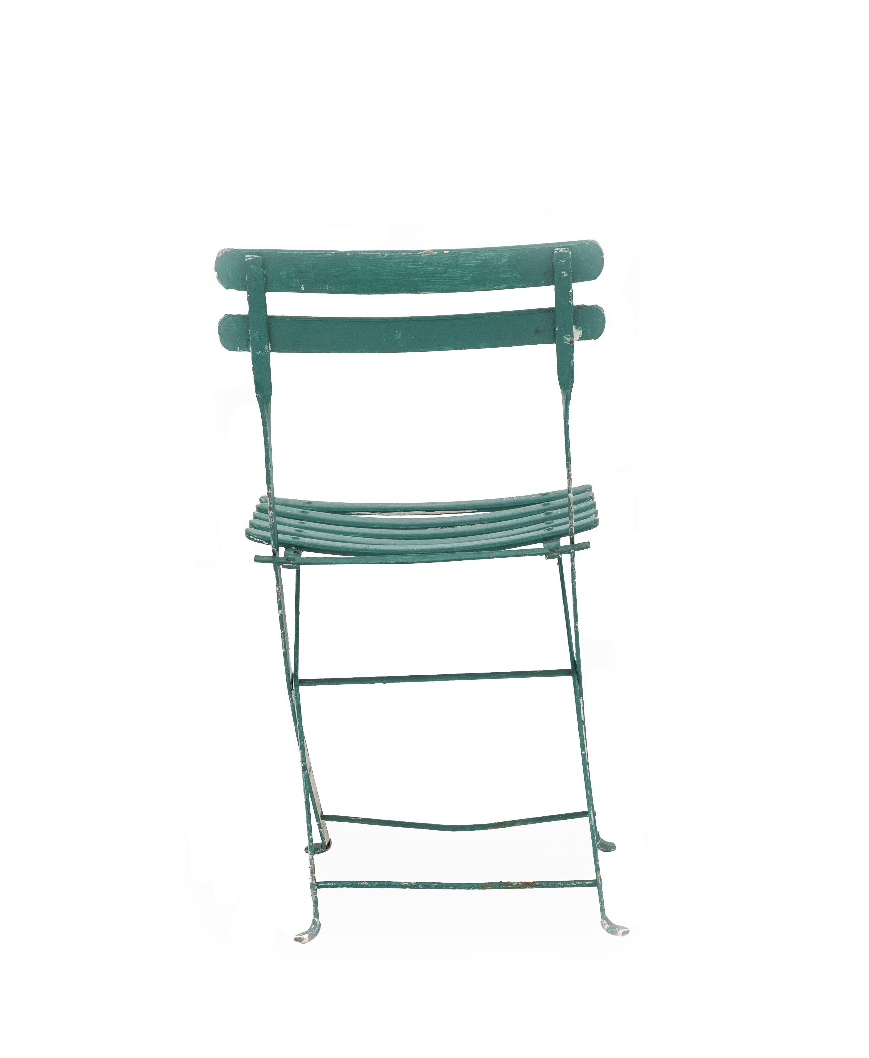 Baltique Paire de chaises d'appoint d'extérieur en fer français en vente