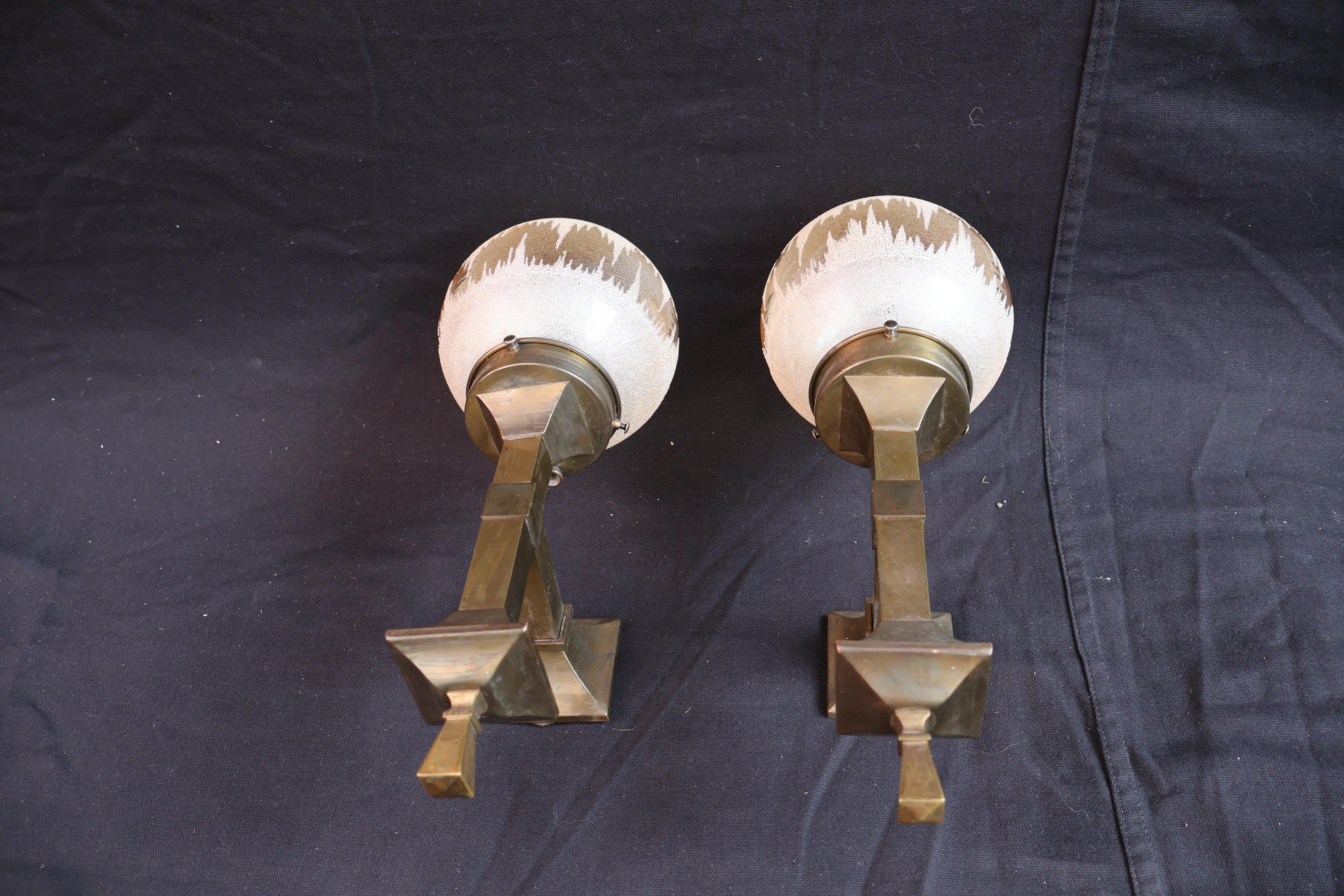 Ottone Coppia di applique da esterno/interno Art and crafts in vendita