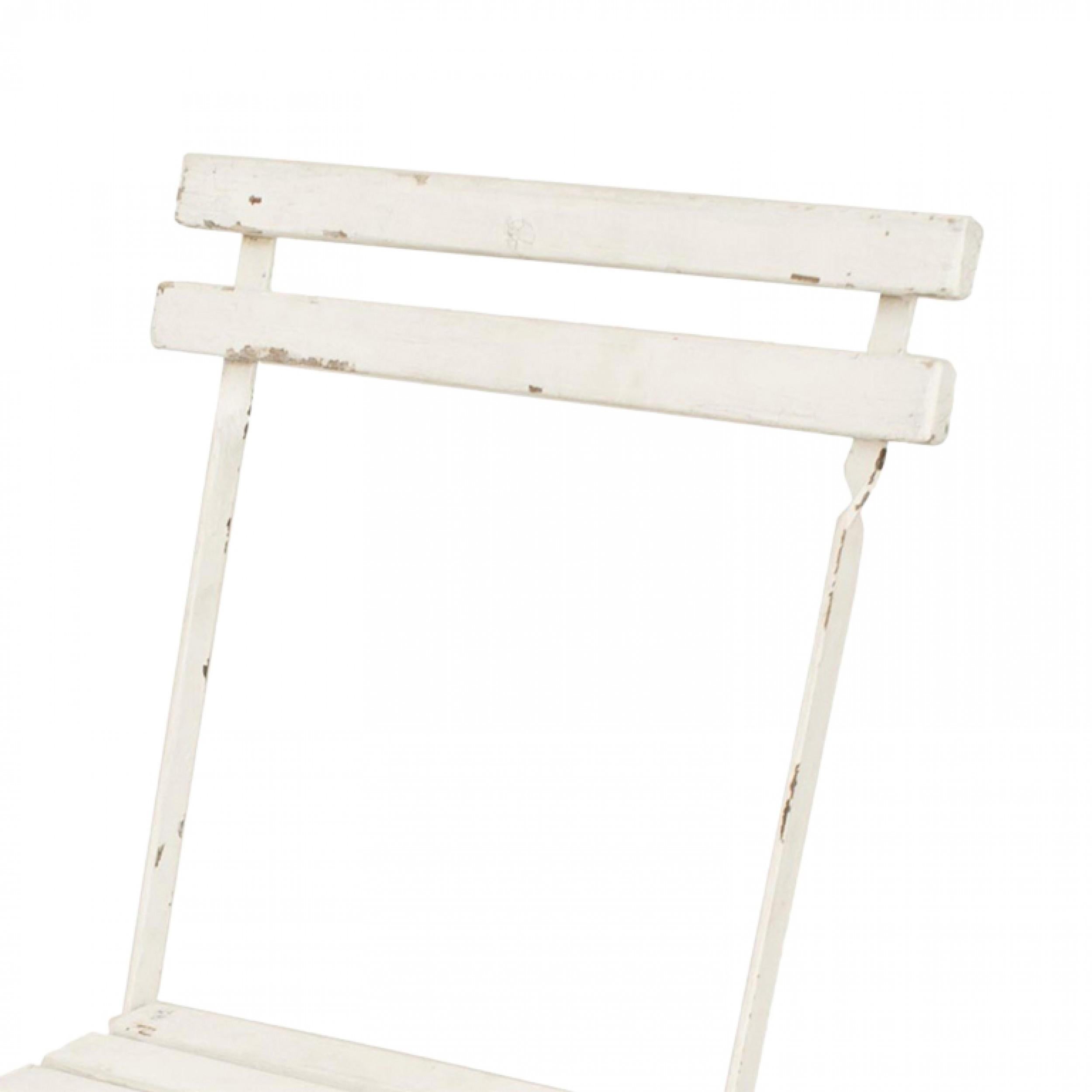 European Pair of Outdoor White Painted Folding Side Chairs For Sale