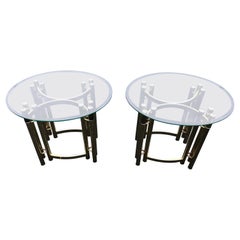 Paar ovale Beistelltische aus Messing und Glas-2