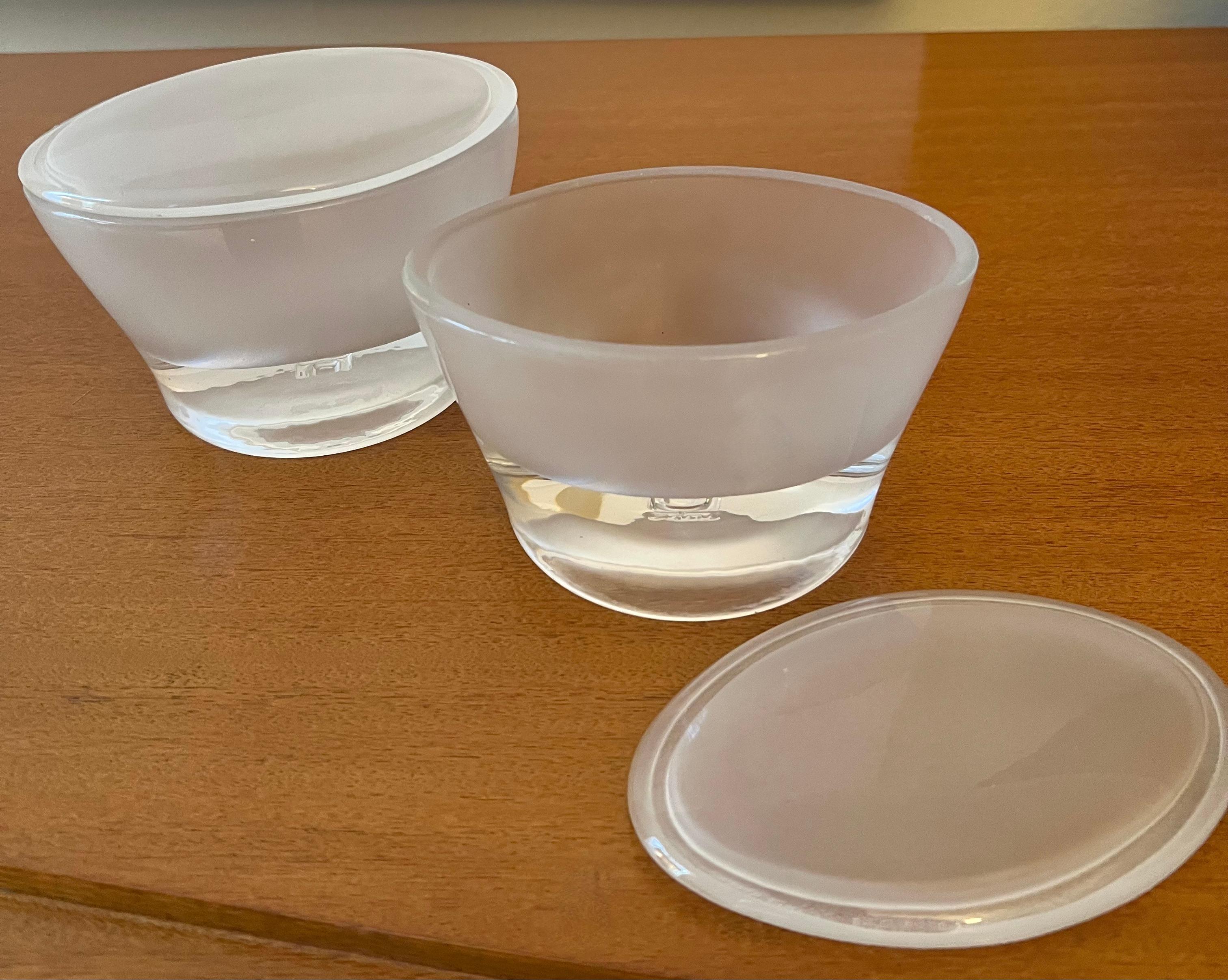 Pair of Oval Frosted Lidded Glass Boxes  For Sale 1