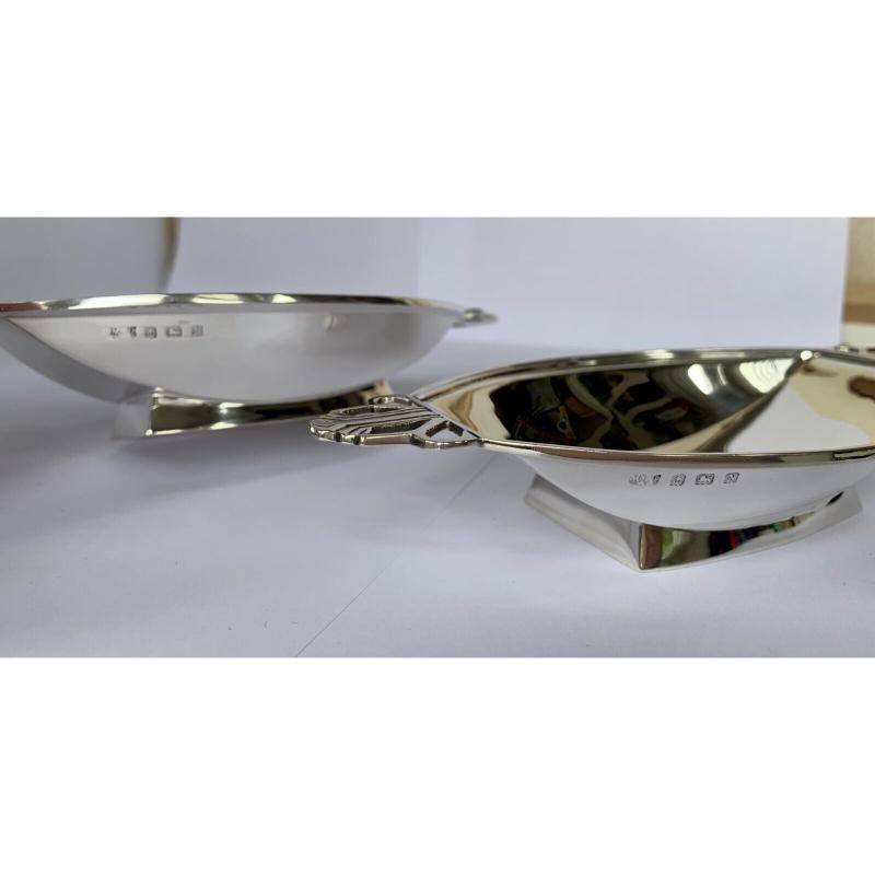 Pair of Oval Pierced Art Deco Sterling Silver Bowls by Mappin & Webb Ltd, 1937 For Sale 6