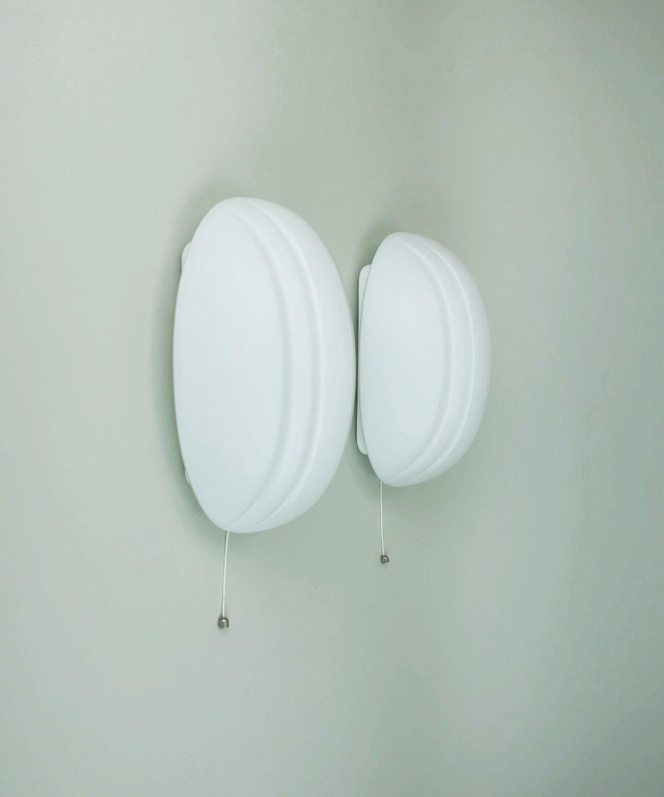 pair of oval putzler SCONCES white glass satin glass 1970s 1980s In Good Condition For Sale In Mannheim, DE