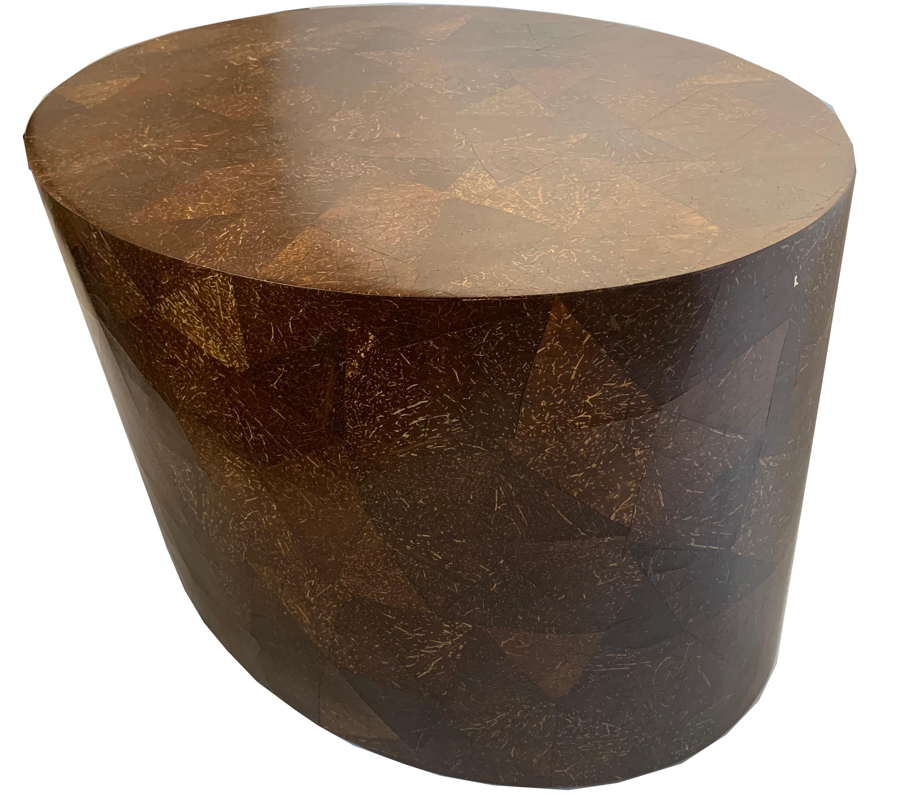 Pair of oval nesting tables designed by Juan Montoya. Made from crushed coconut shells in a clear finish.

Property from esteemed interior designer Juan Montoya. Juan Montoya is one of the most acclaimed and prolific interior designers in the world