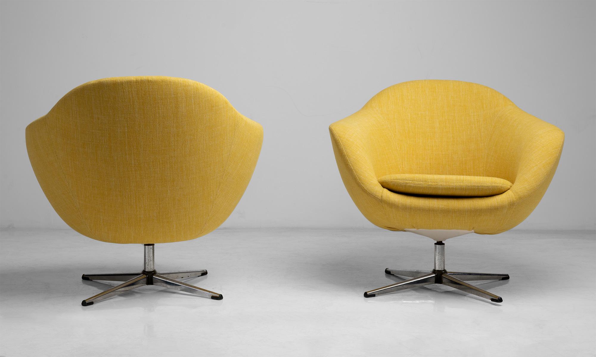 1960 swivel chair