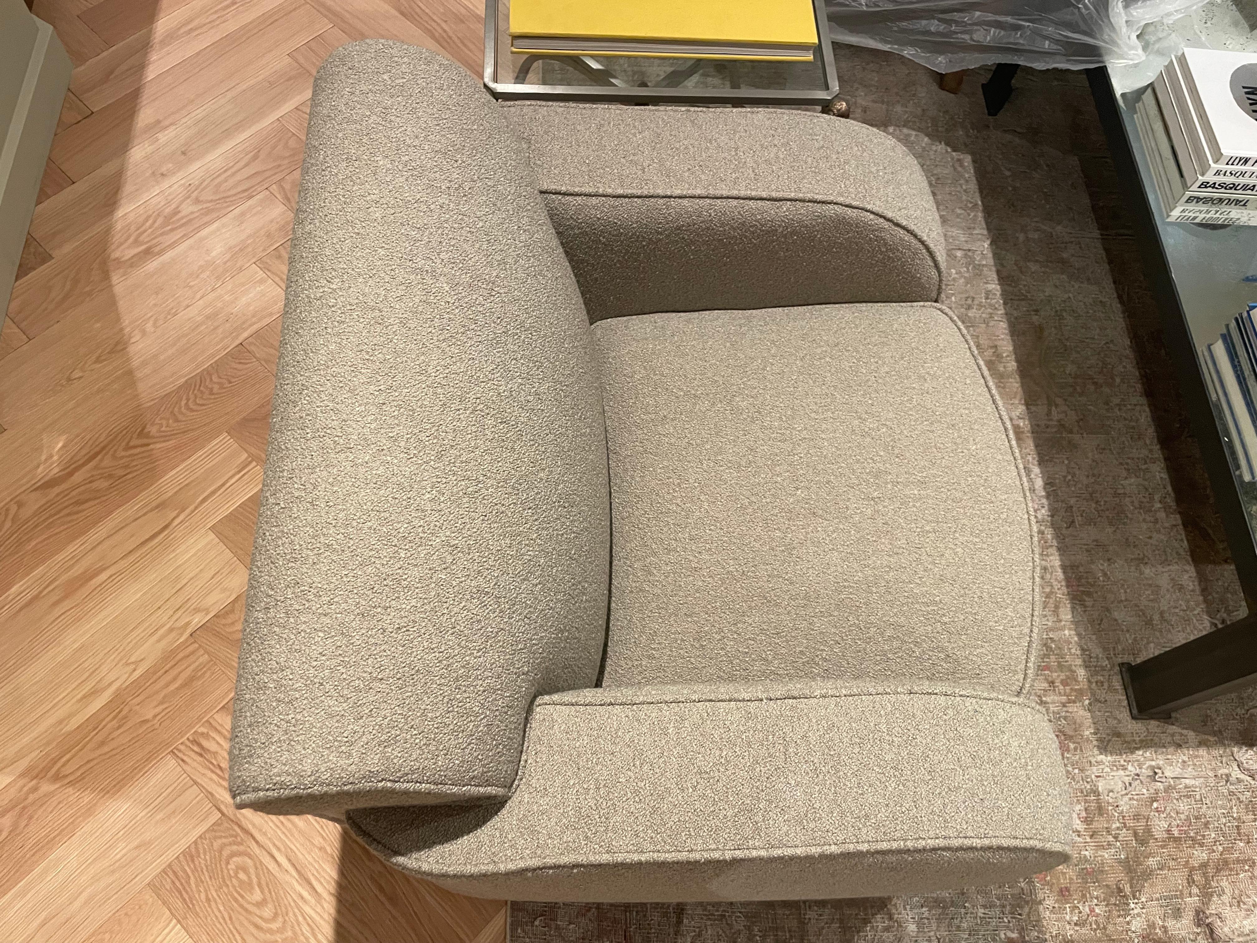 Contemporary Pair of oversize Club Chairs in Taupe Boucle  For Sale