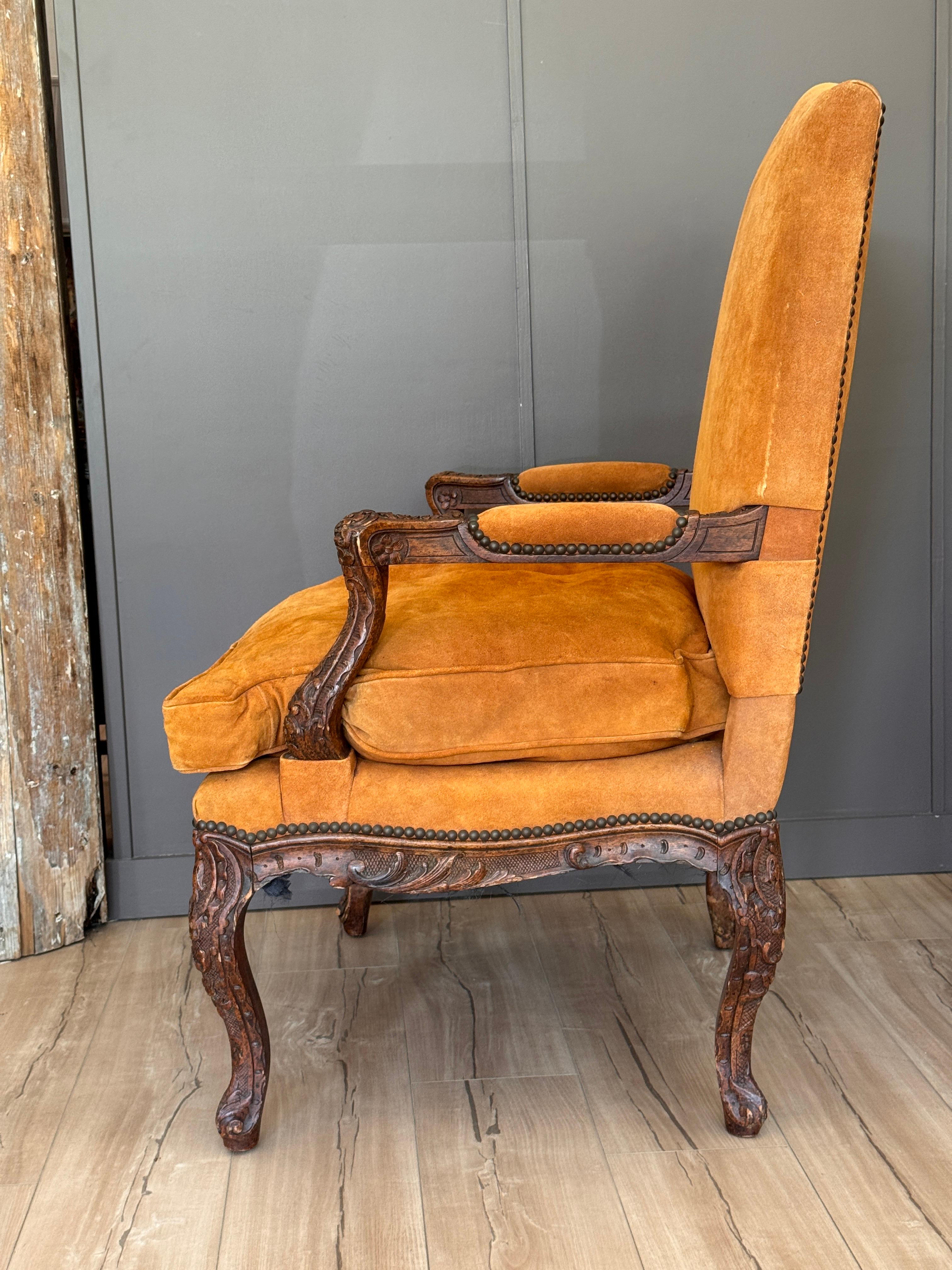 Pair of Oversized 19th Century French Louis XV Style Armchairs For Sale 5