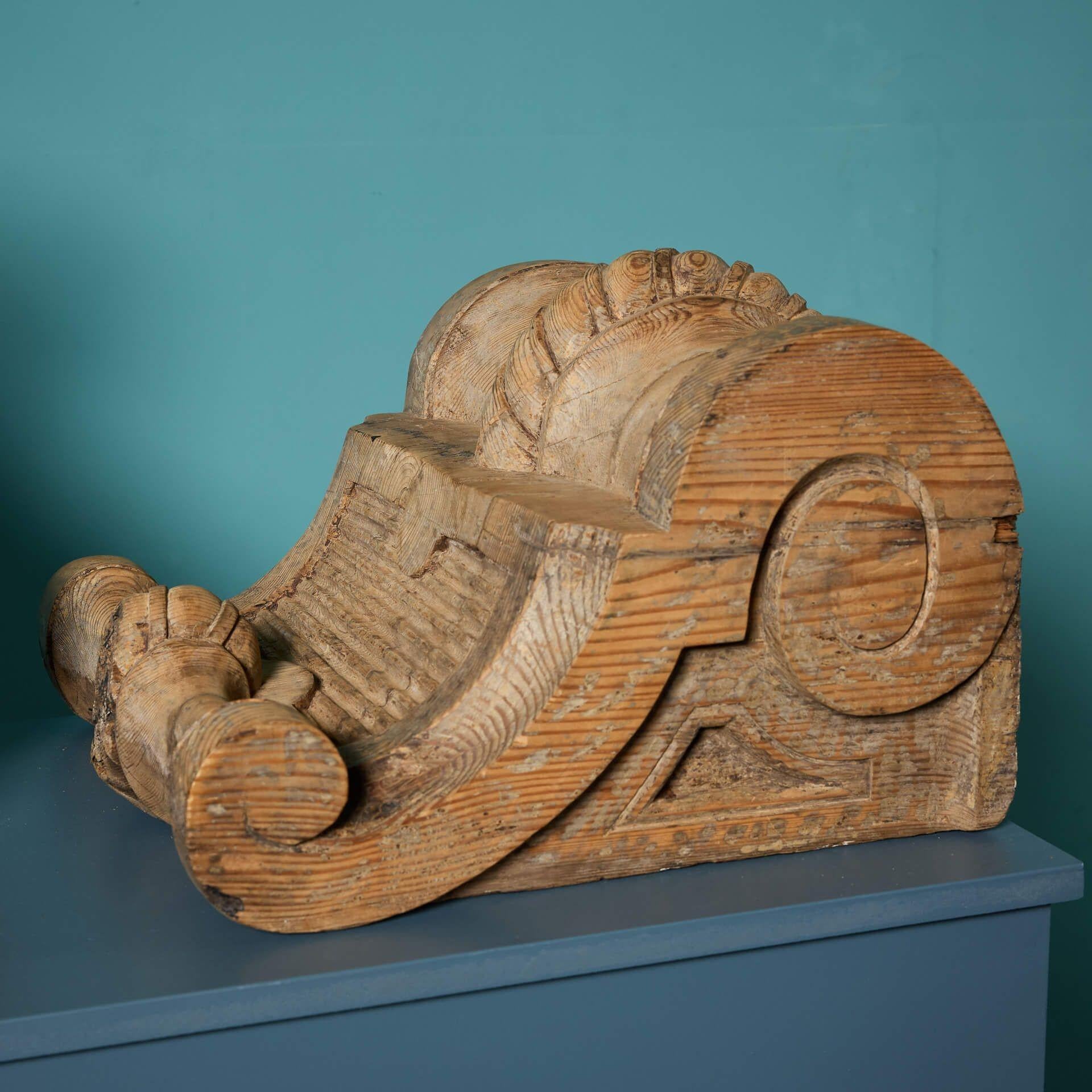 Hand-Carved Pair of Oversized Antique English Carved Pine Corbels For Sale