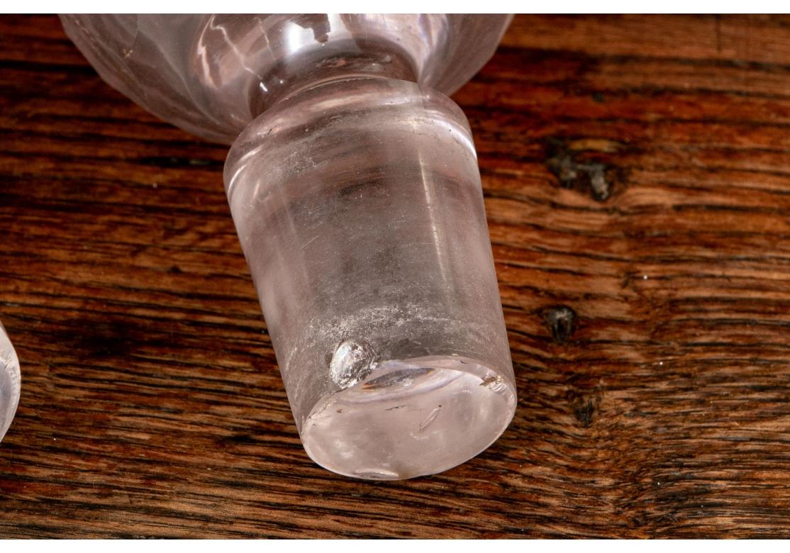 Verre Paire de bouchons de bouteille en cristal taillé surdimensionnés en vente