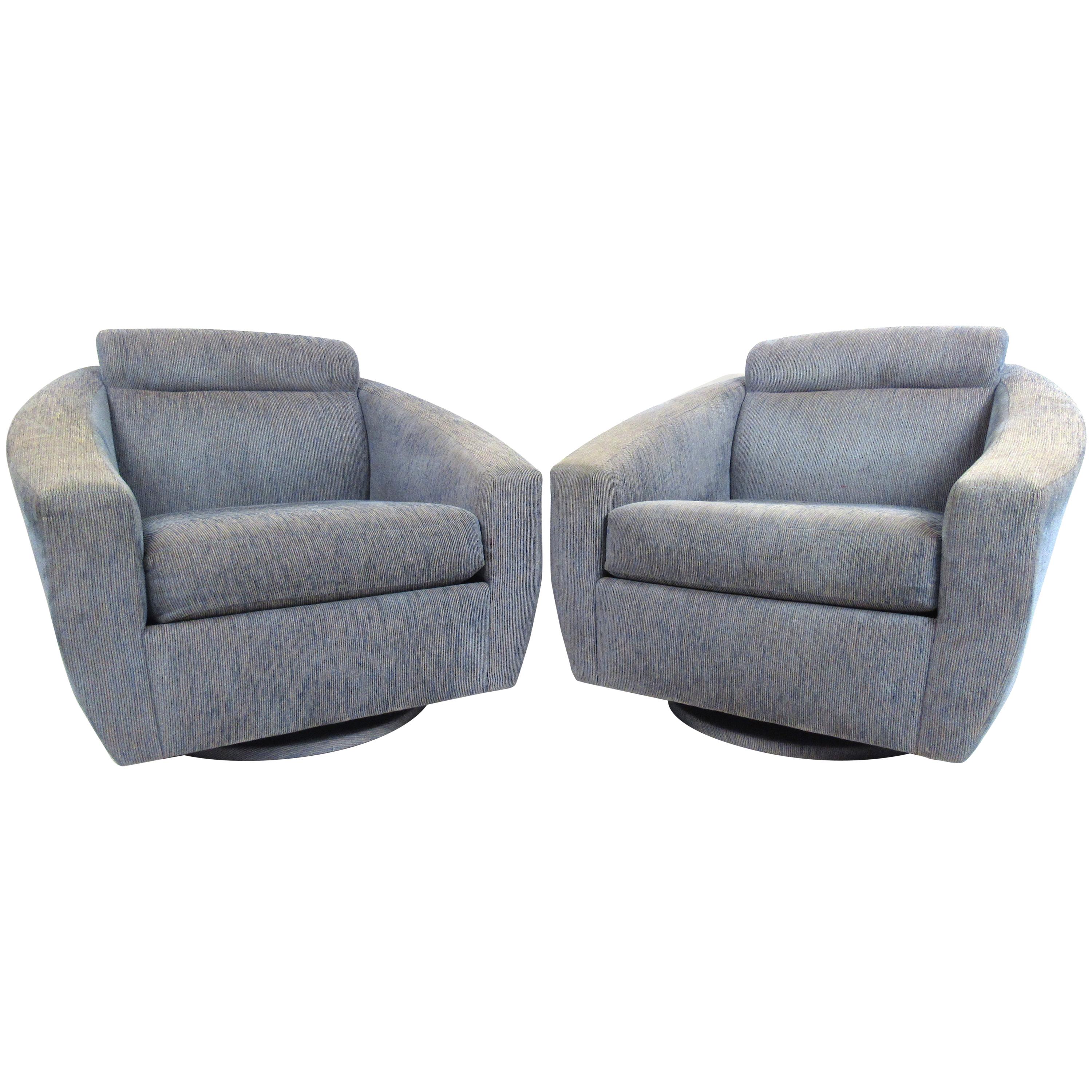 Pair of Oversized Modern Swivel Lounge Chairs For Sale