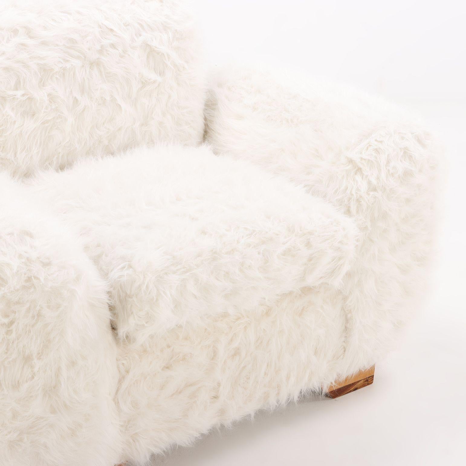 Late 20th Century Pair of Oversized Off-White Faux Goatskin Chairs For Sale