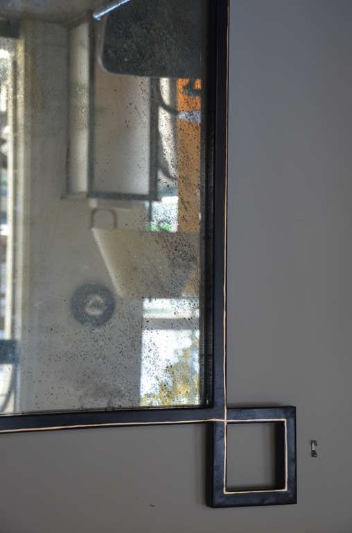 Francese Coppia di specchi industriali francesi oversize 'Oxyde' di Design Frères in vendita