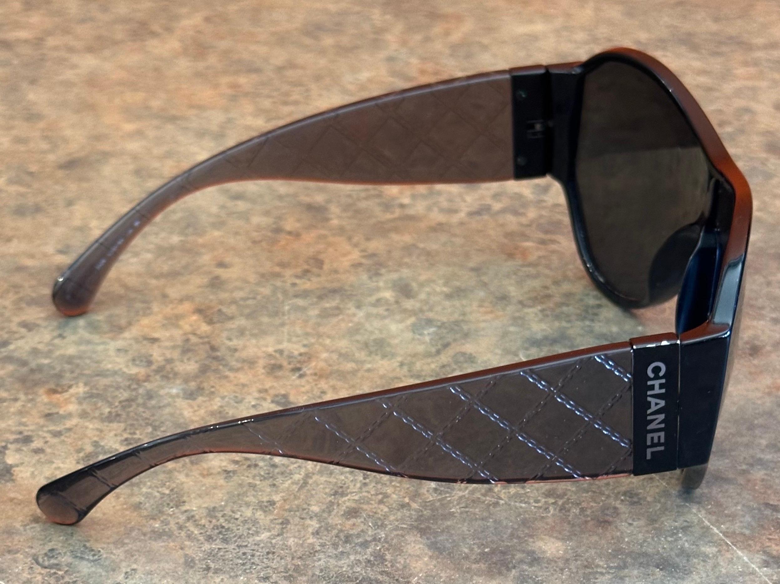 Pair of Oversized Quilted Shield Sunglasses with Original Case & Box by Chanel For Sale 6