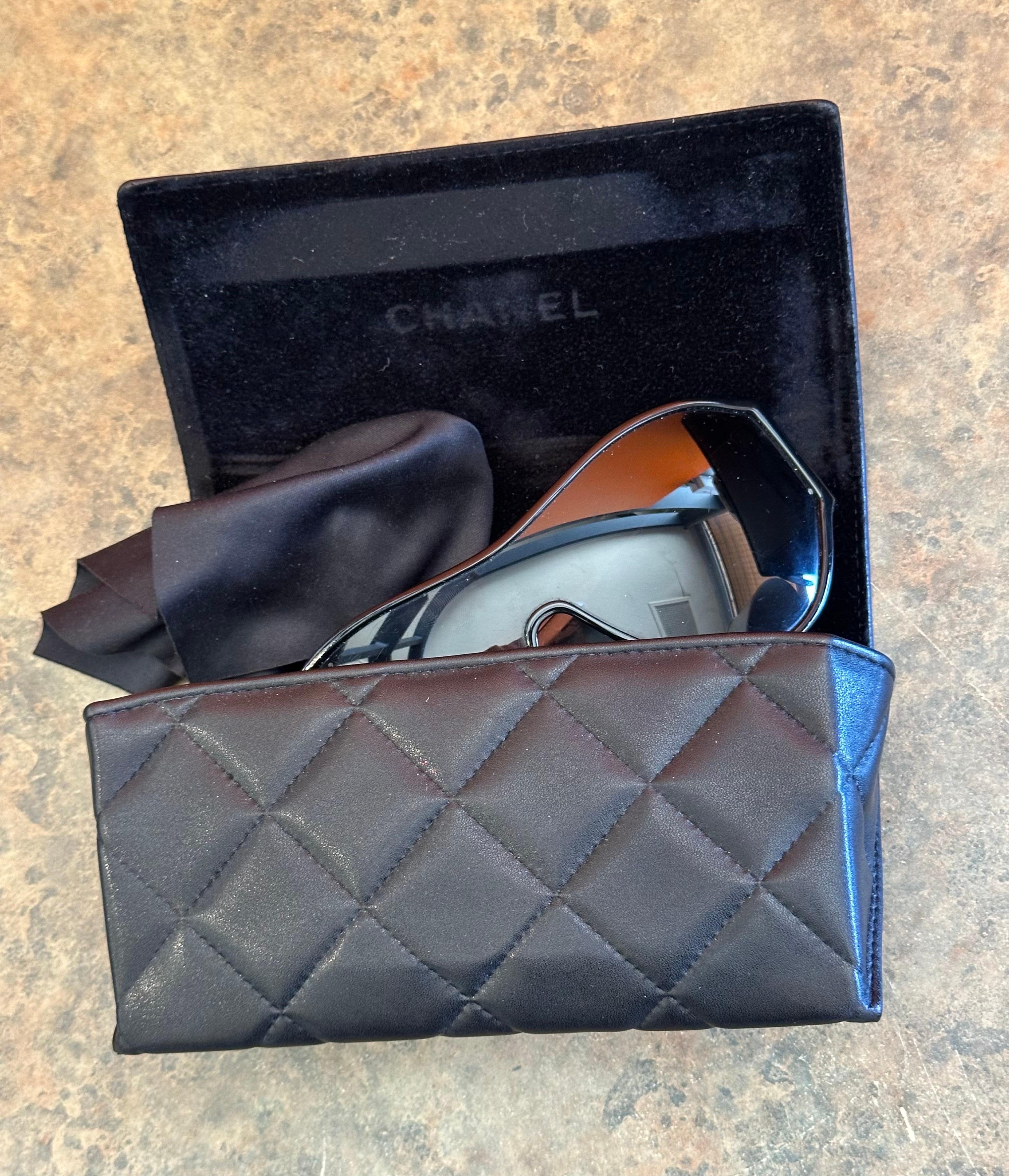 Pair of Oversized Quilted Shield Sunglasses with Original Case & Box by Chanel For Sale 9