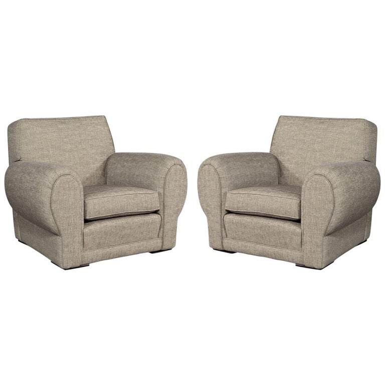 Pair Of Oversized Upholstered Club Chairs At 1stdibs